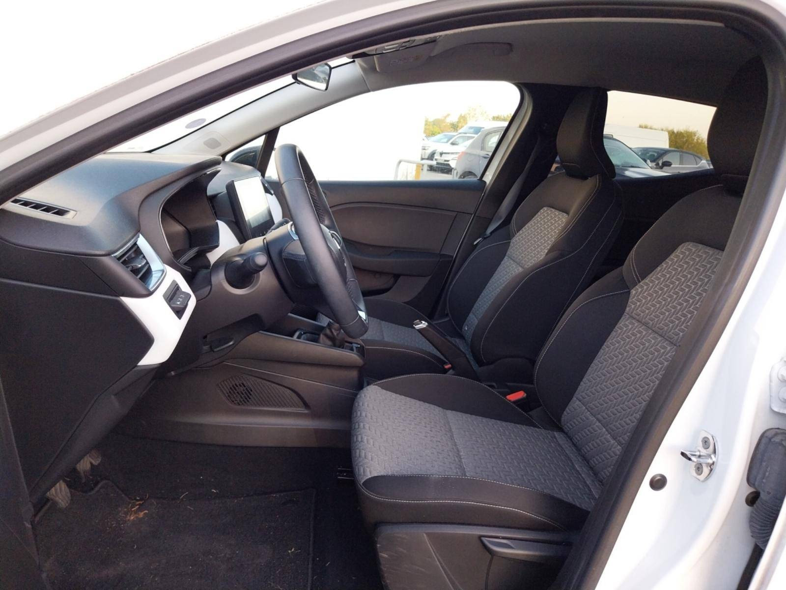 Vente en ligne Renault Clio 5 Clio TCe 90 au prix de 13 850 €