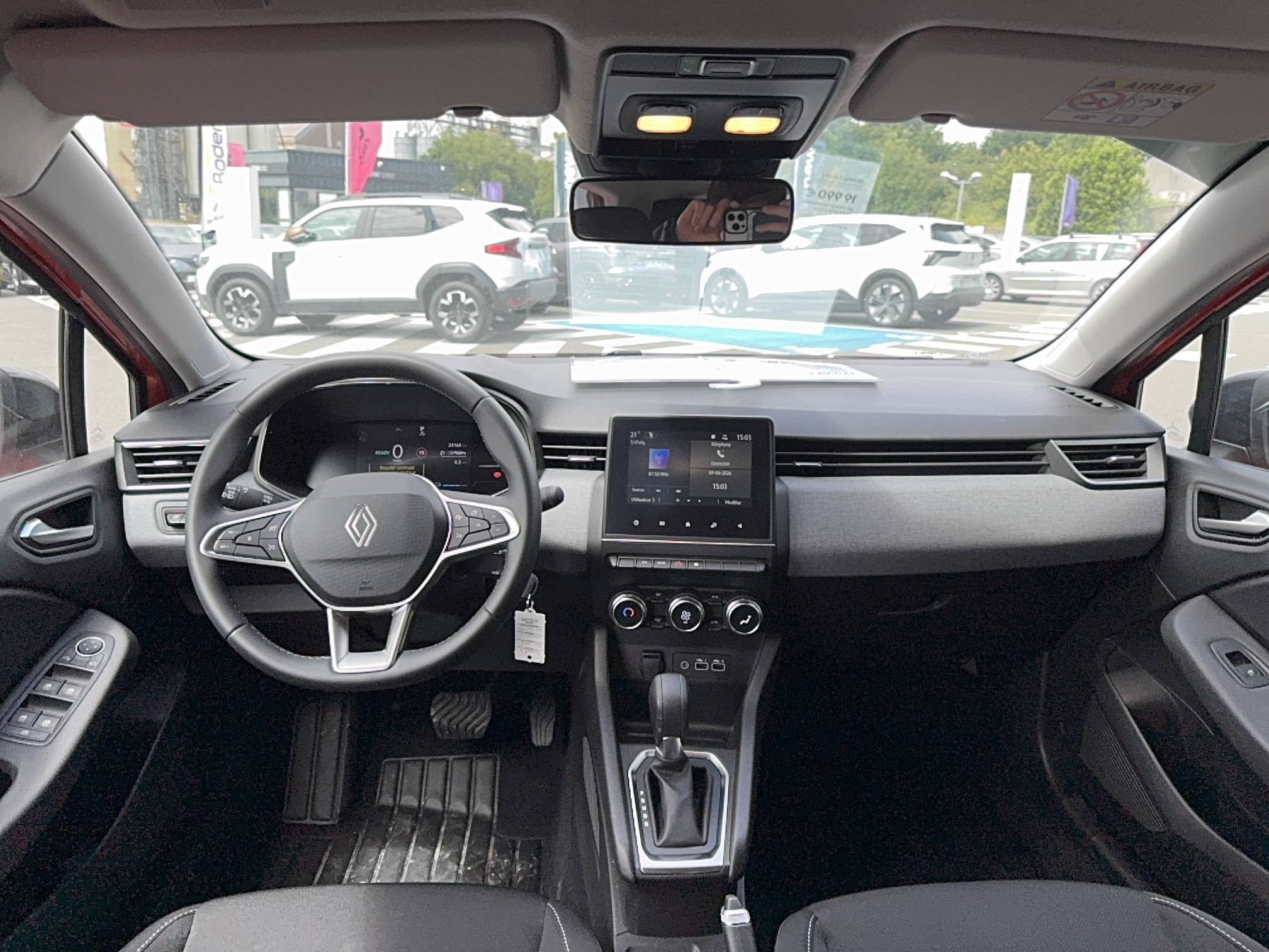 Vente en ligne Renault Clio 5 Clio E-Tech full hybrid 145 ch GSR2 au prix de 19 990 €