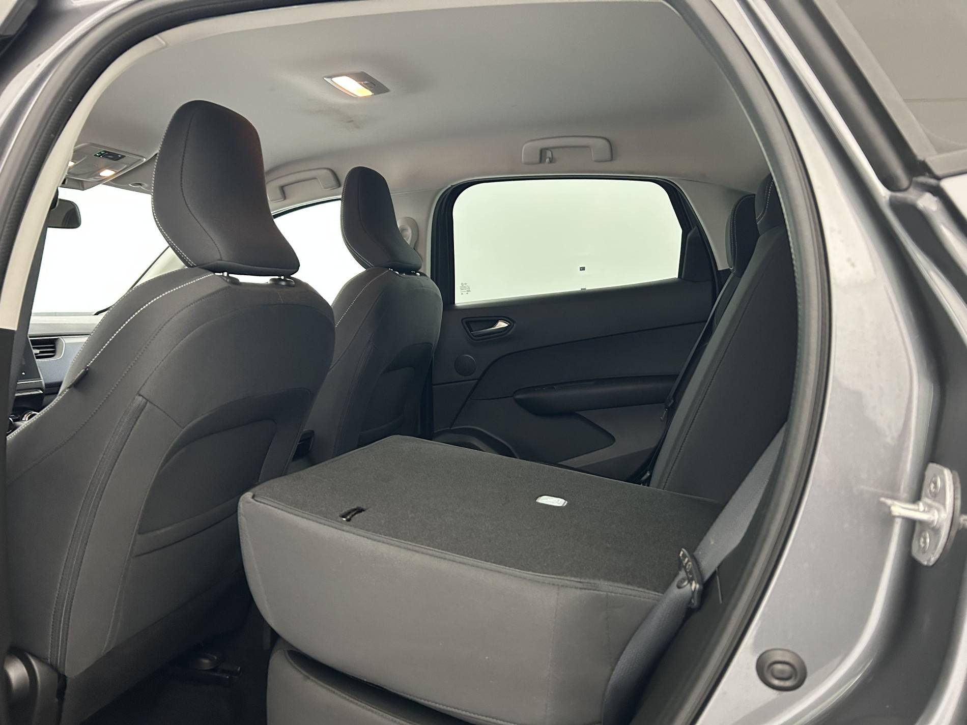 Vente en ligne Renault Arkana  mild hybrid 140 EDC FAP - 22 au prix de 18 490 €