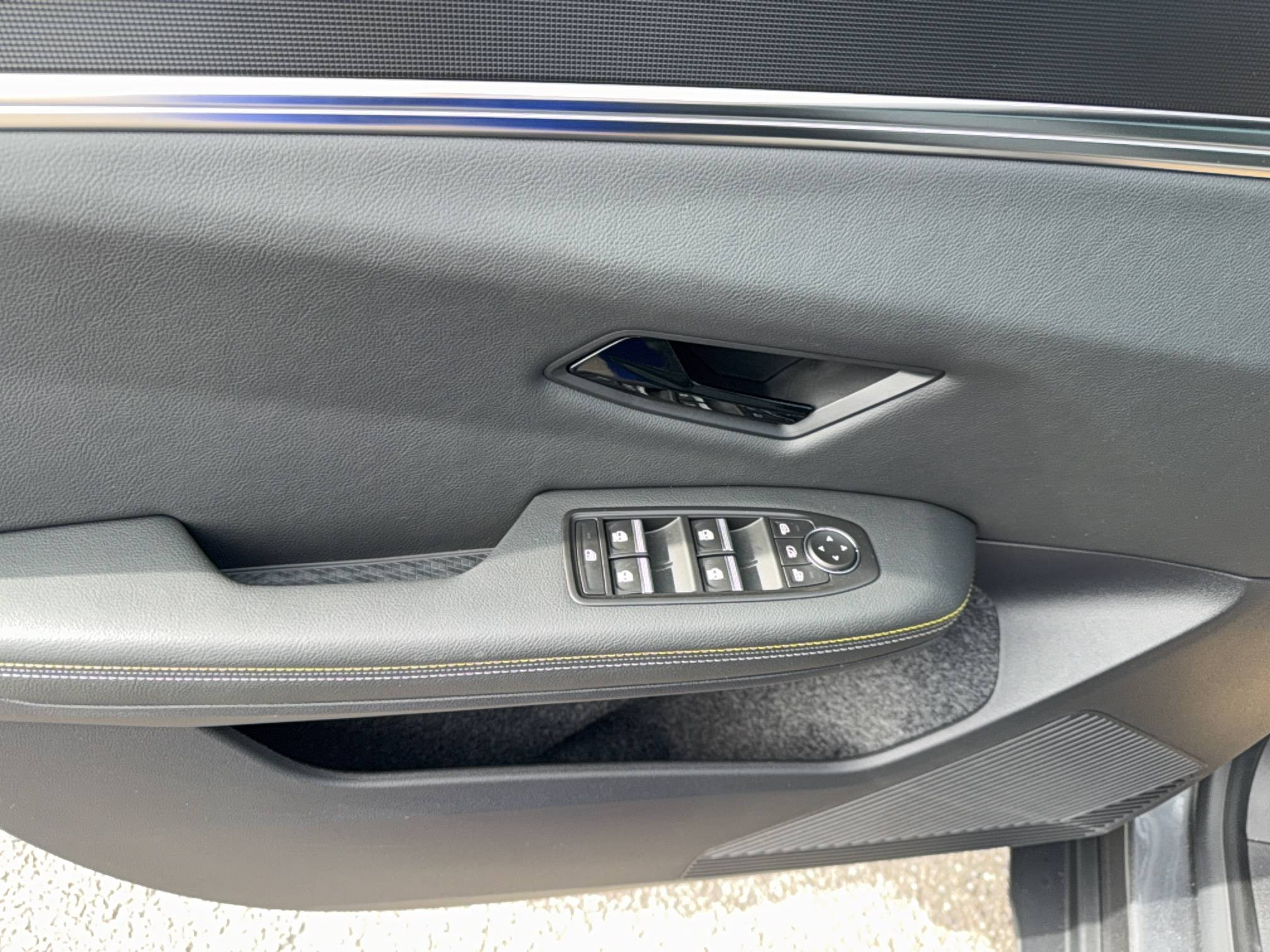 Vente en ligne Renault Scenic E-Tech Scenic E-Tech électrique 220 ch grande autonomie au prix de 46 990 €