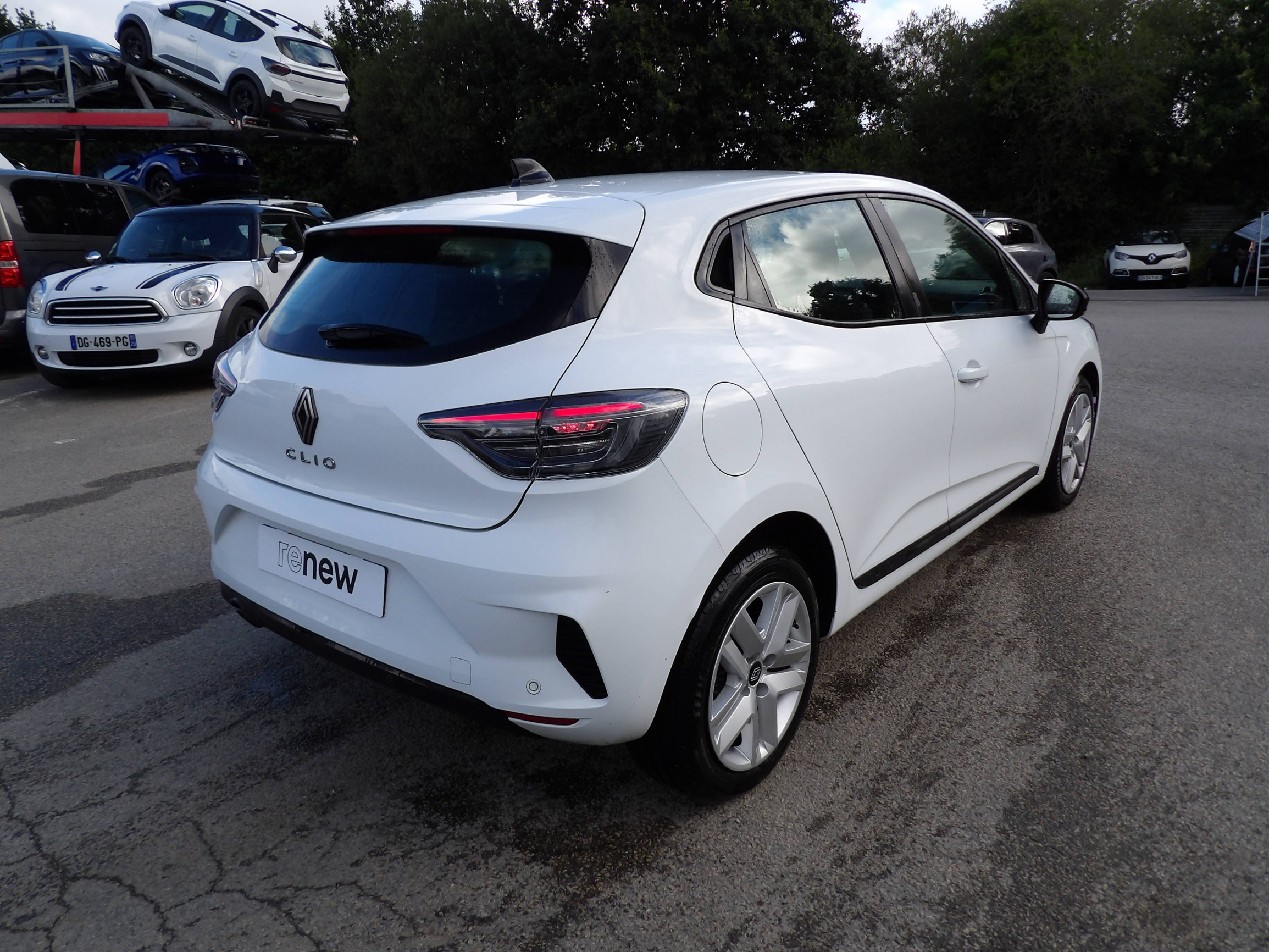 Vente en ligne Renault Clio 5 Clio SCe 65 au prix de 13 999 €