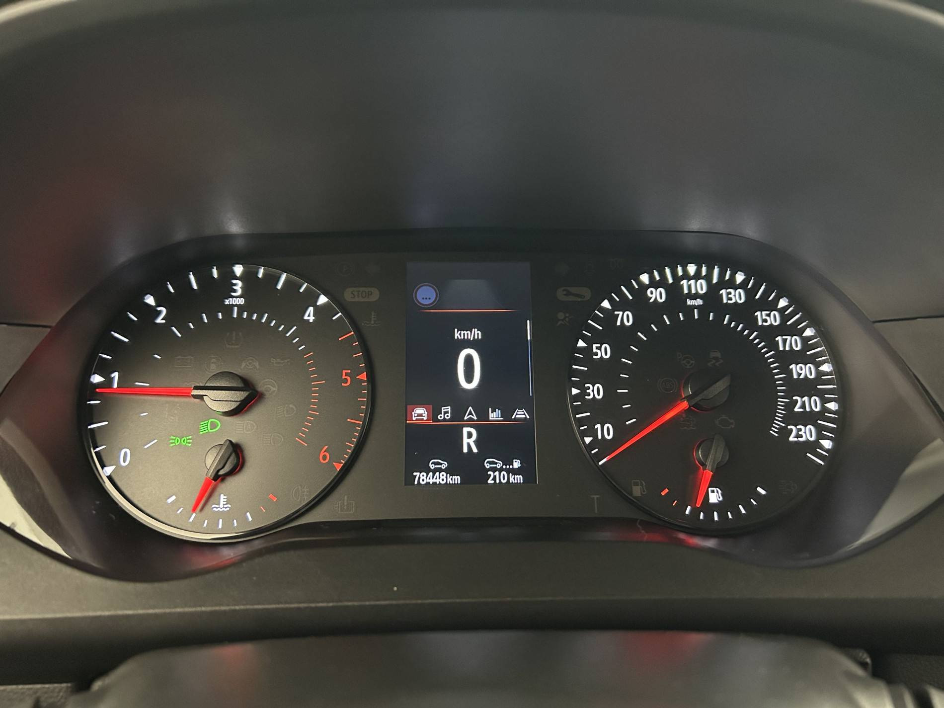 Vente en ligne Renault Kangoo Van  BLUE DCI 115 EDC au prix de 19 990 €