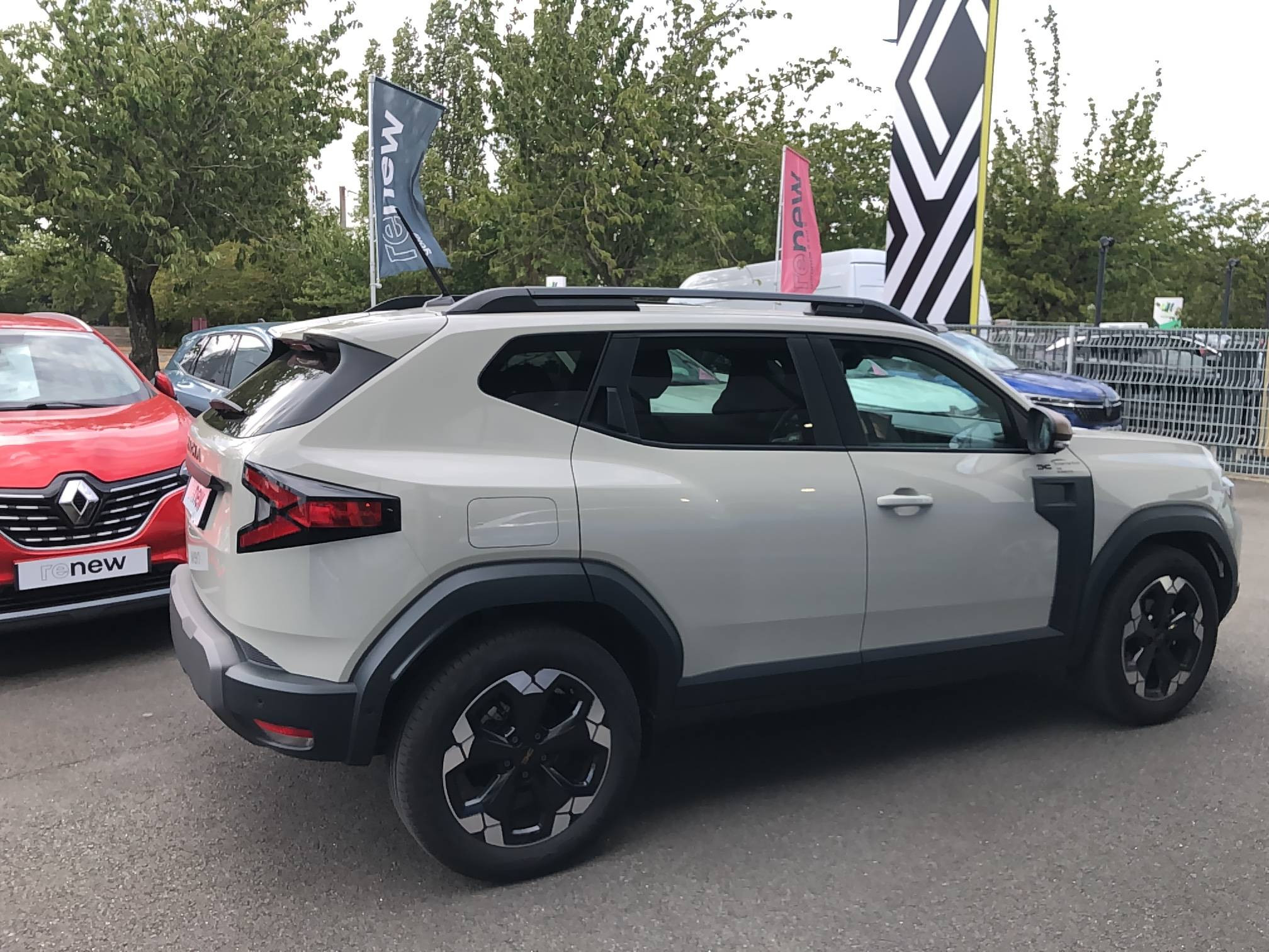 Vente en ligne Dacia Duster  ECO-G 120 au prix de 25 390 €