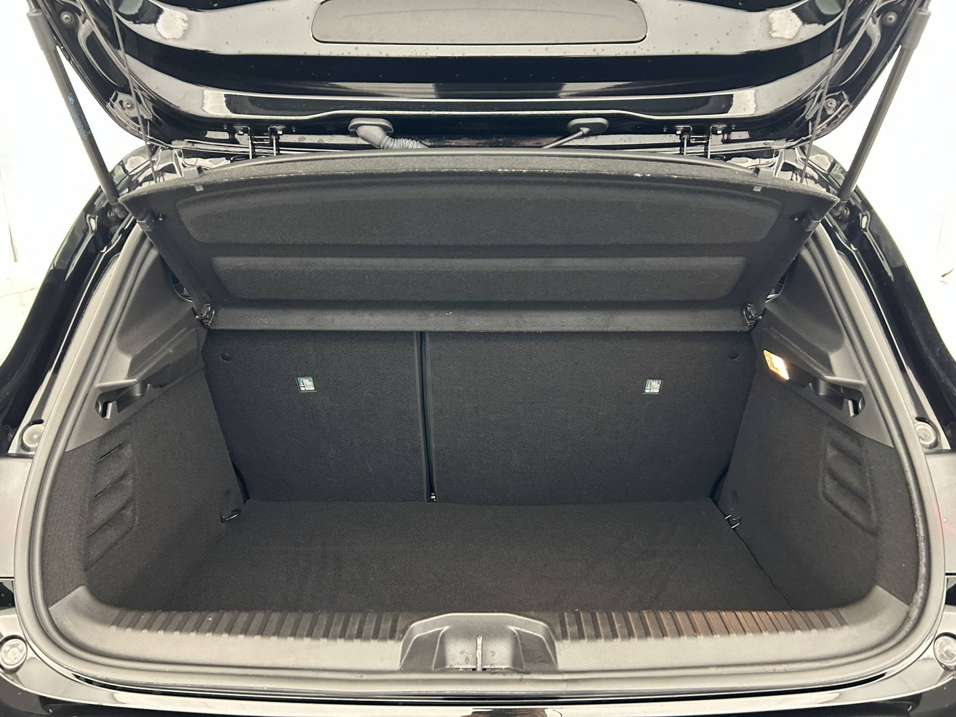 Vente en ligne Renault Clio 5 Clio E-Tech full hybrid 145 ch GSR2 au prix de 20 390 €