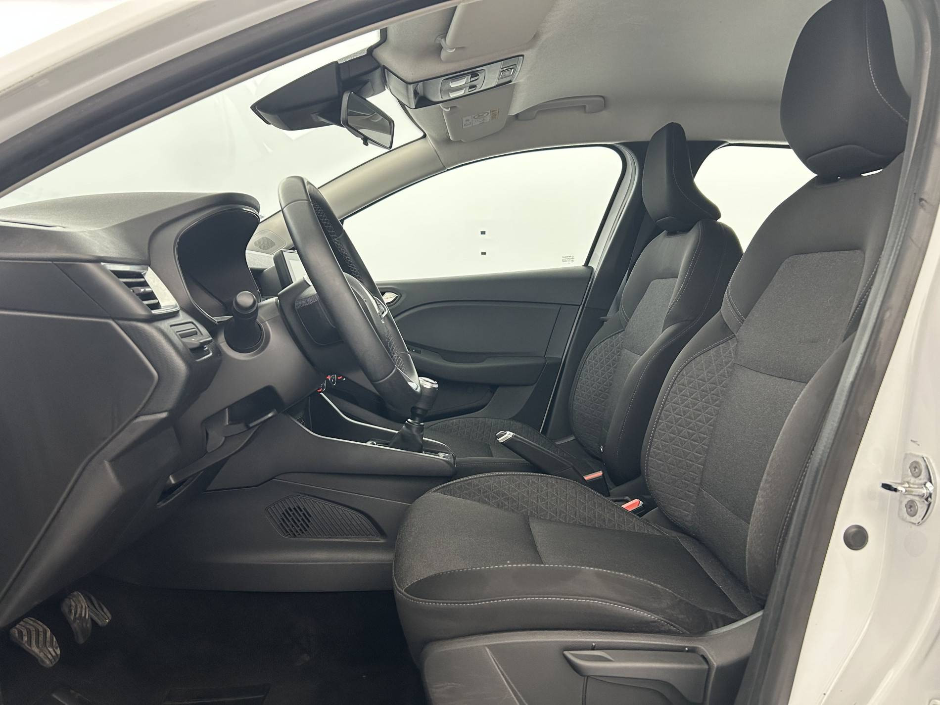Vente en ligne Renault Clio 5 Clio SCe 65 - 21N au prix de 10 890 €