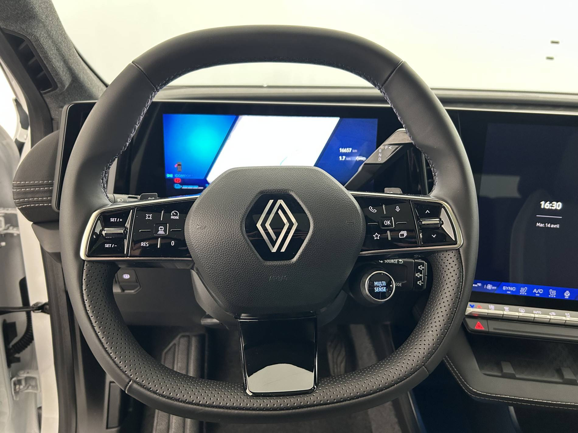 Vente en ligne Renault Scenic E-Tech  220 ch grande autonomie au prix de 40 890 €