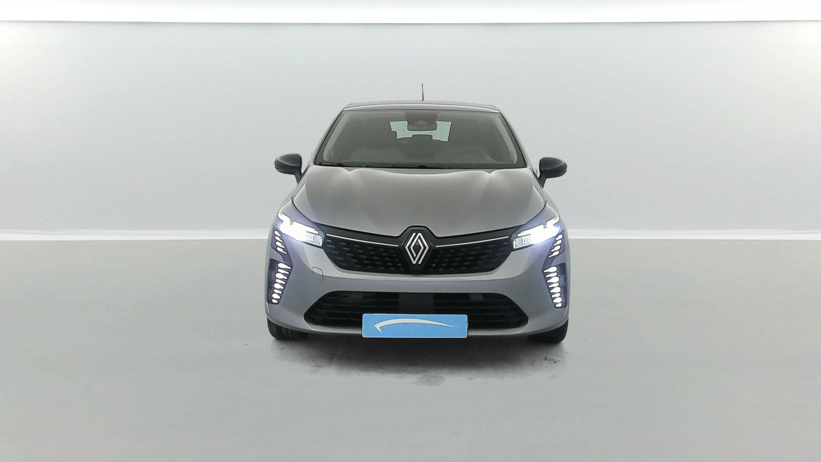 Vente en ligne Renault Clio 5 Clio TCe 90 au prix de 15 485 €