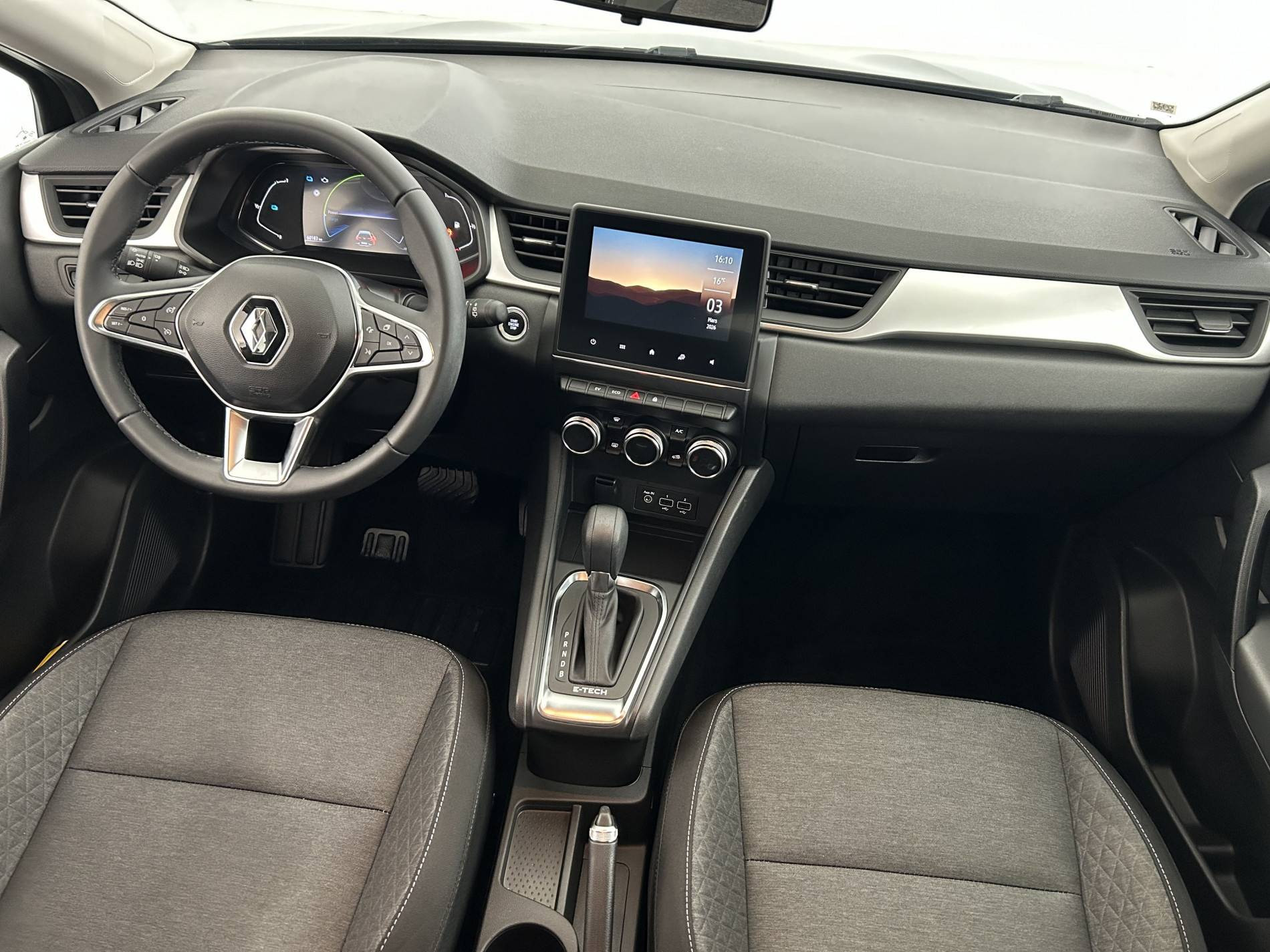 Vente en ligne Renault Captur  E-Tech full hybrid 145 au prix de 18 171 €