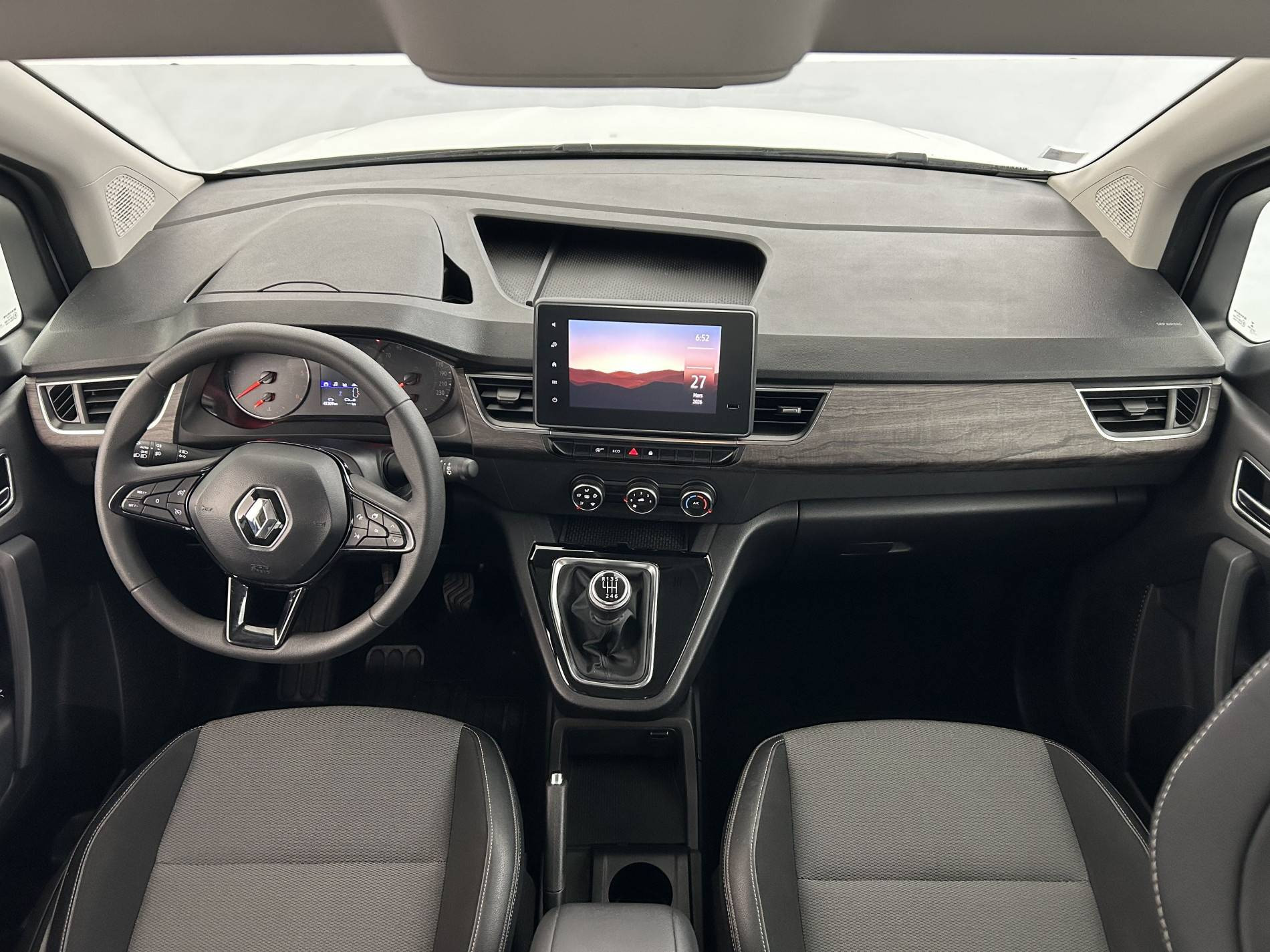 Vente en ligne Renault Kangoo  Blue dCi 95 au prix de 21 590 €
