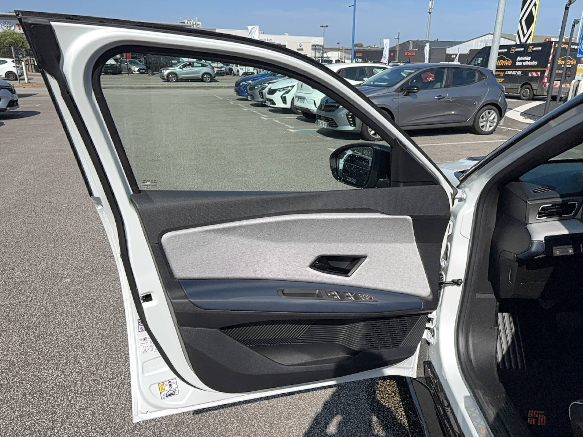 Vente en ligne Renault R5 E-Tech  150 ch autonomie confort au prix de 36 890 €