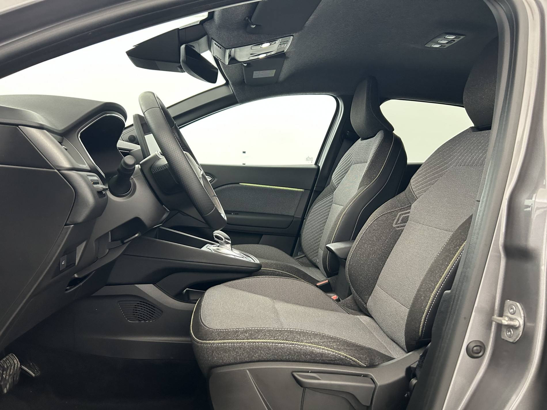 Vente en ligne Renault Symbioz  E-Tech full hybrid 145 au prix de 26 990 €