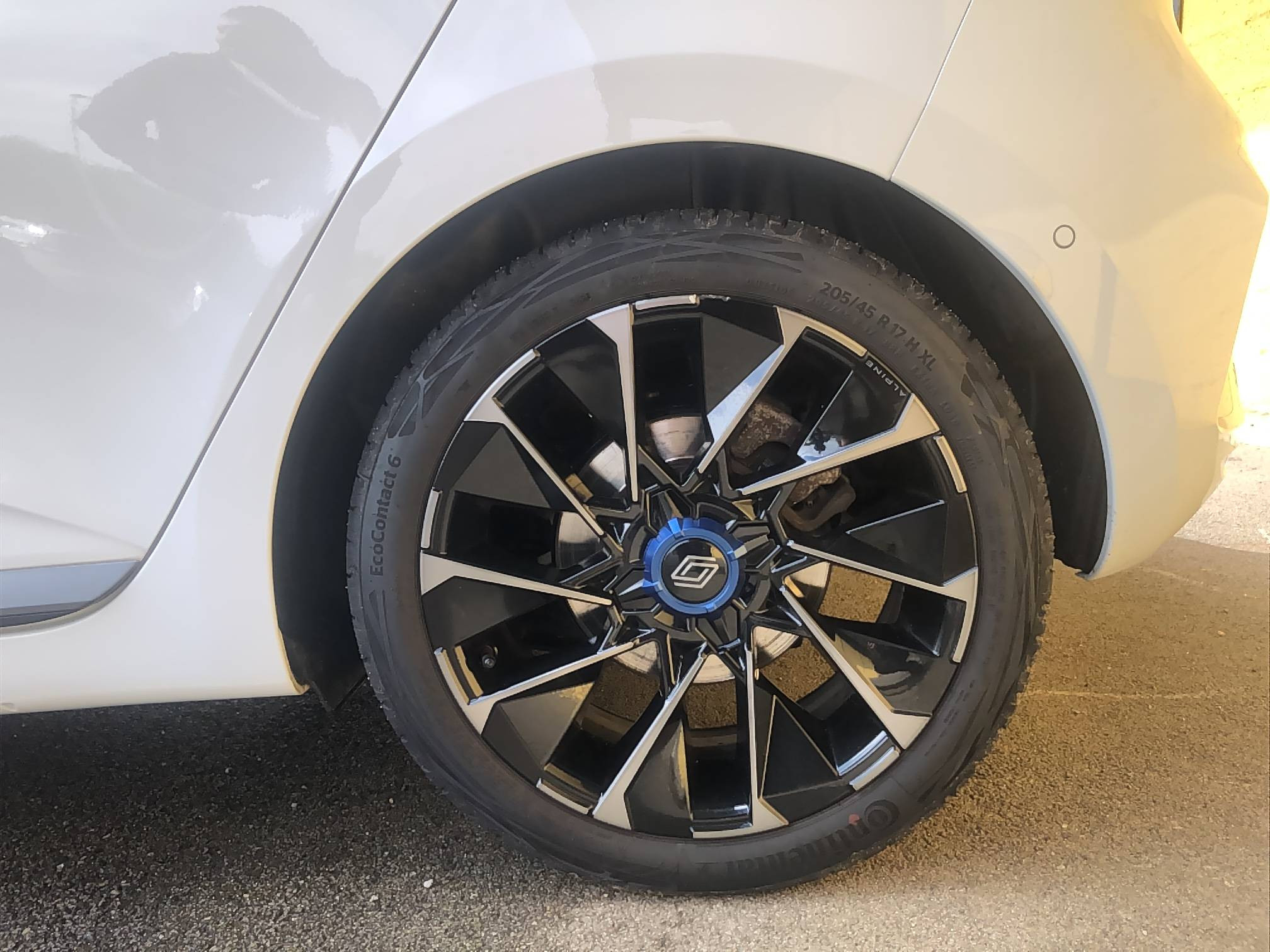 Vente en ligne Renault Clio 5 Clio E-Tech full hybrid 145 au prix de 20 890 €