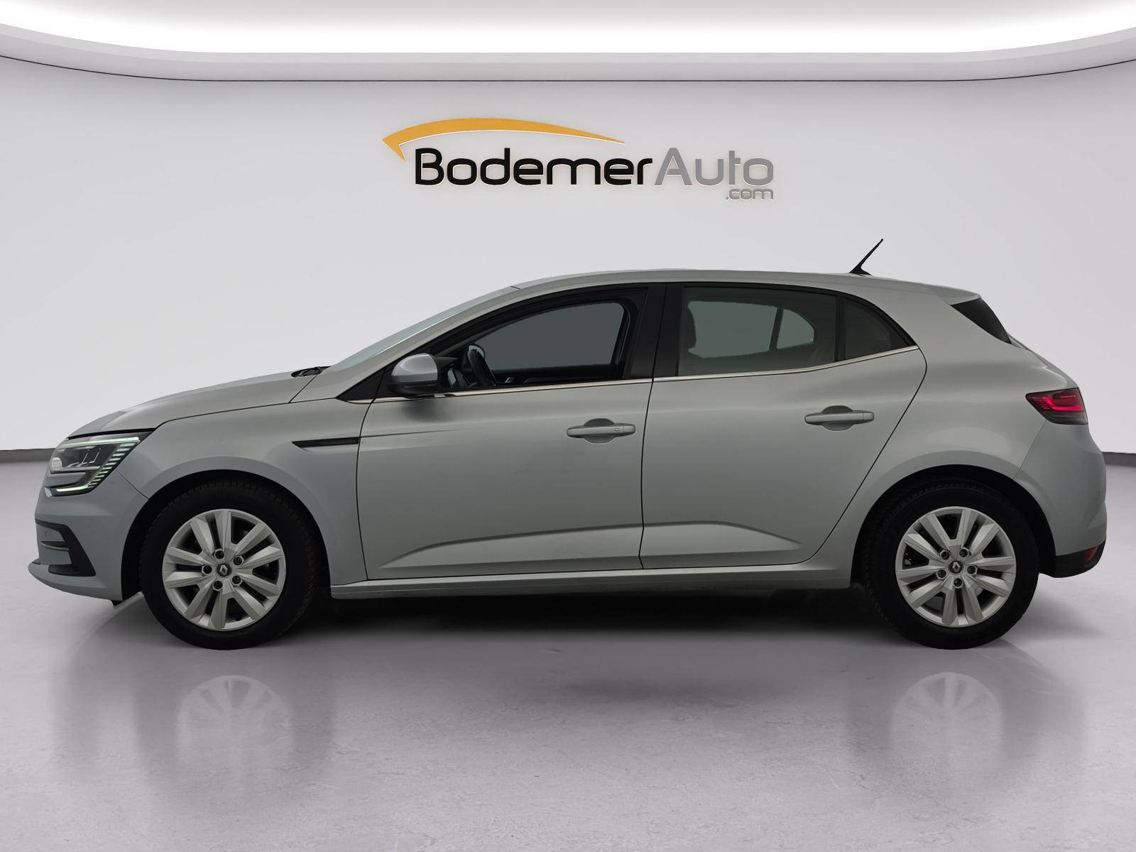 Vente en ligne Renault Megane 4 Mégane IV Berline Blue dCi 115 au prix de 13 990 €