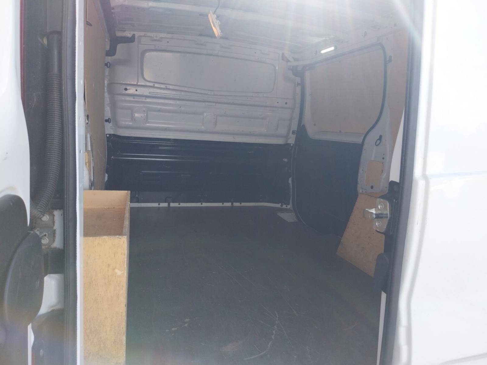 Vente en ligne Renault Trafic 3 Fourgon TRAFIC FGN L1H1 3000 KG BLUE DCI 130 au prix de 23 900 €