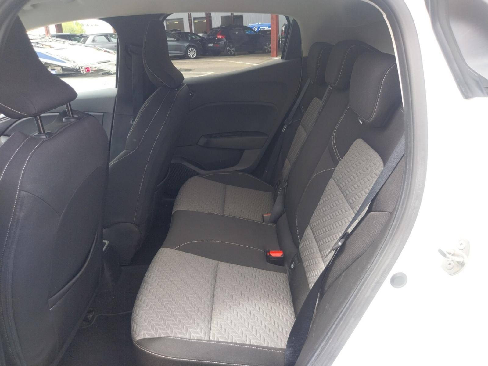 Vente en ligne Renault Clio 5 Clio TCe 100 GPL au prix de 14 290 €