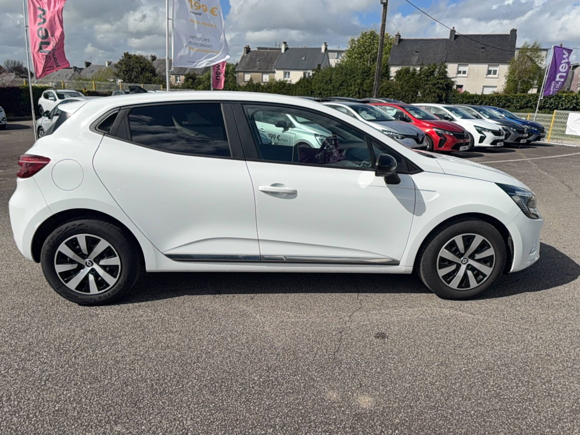 Vente en ligne Renault Clio 5 Clio TCe 90 au prix de 14 990 €