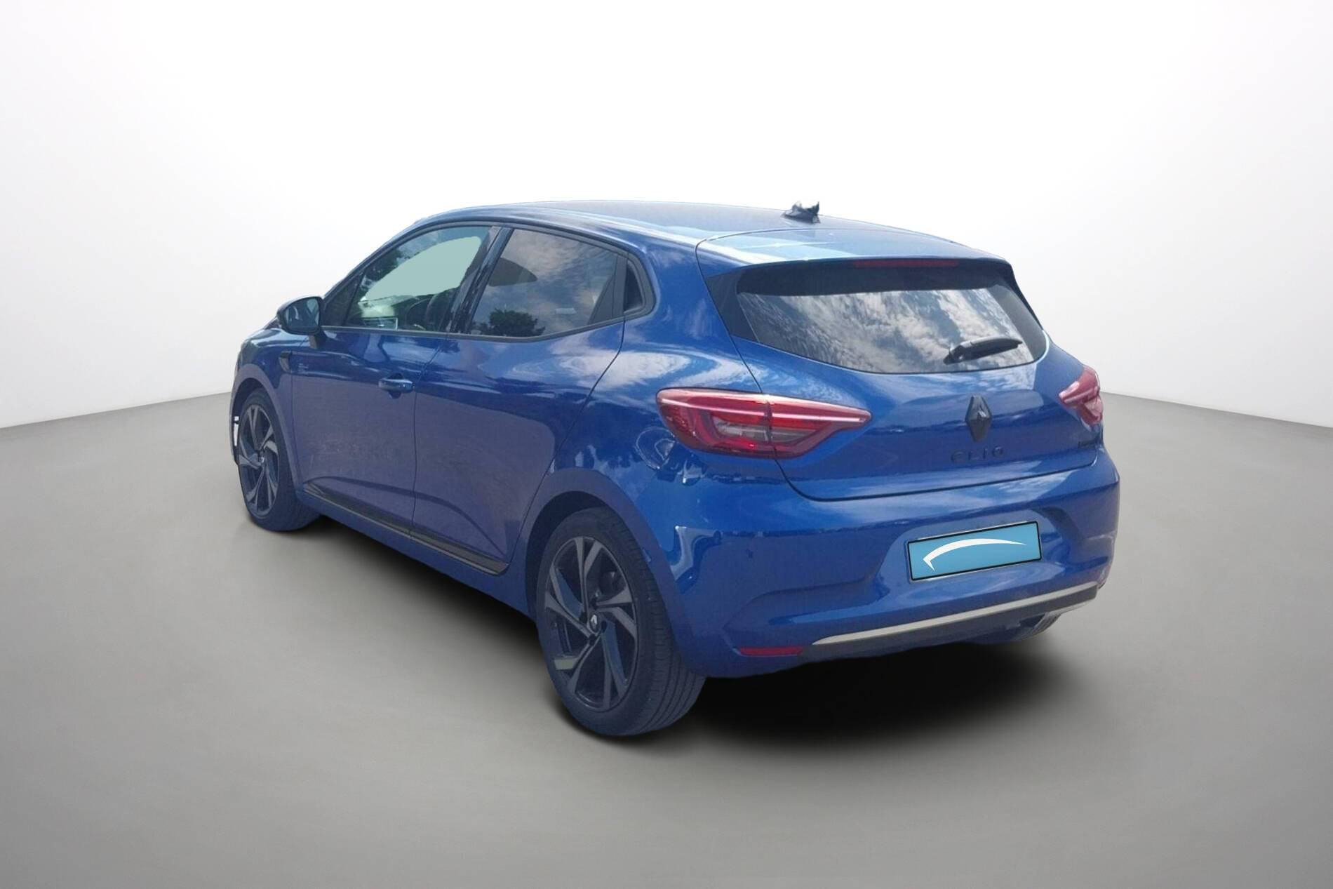 Vente en ligne Renault Clio 5 Clio E-Tech full hybrid 145 au prix de 17 890 €
