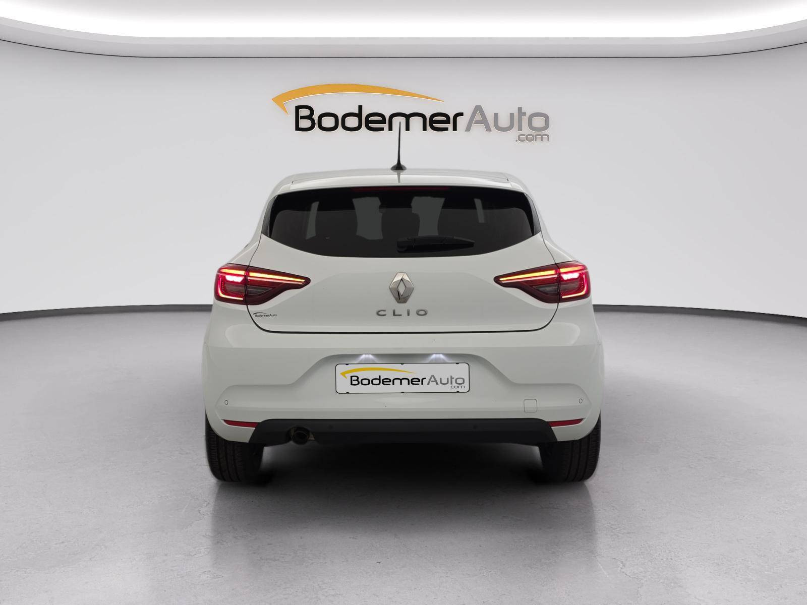 Vente en ligne Renault Clio 5 Clio TCe 90 au prix de 13 800 €