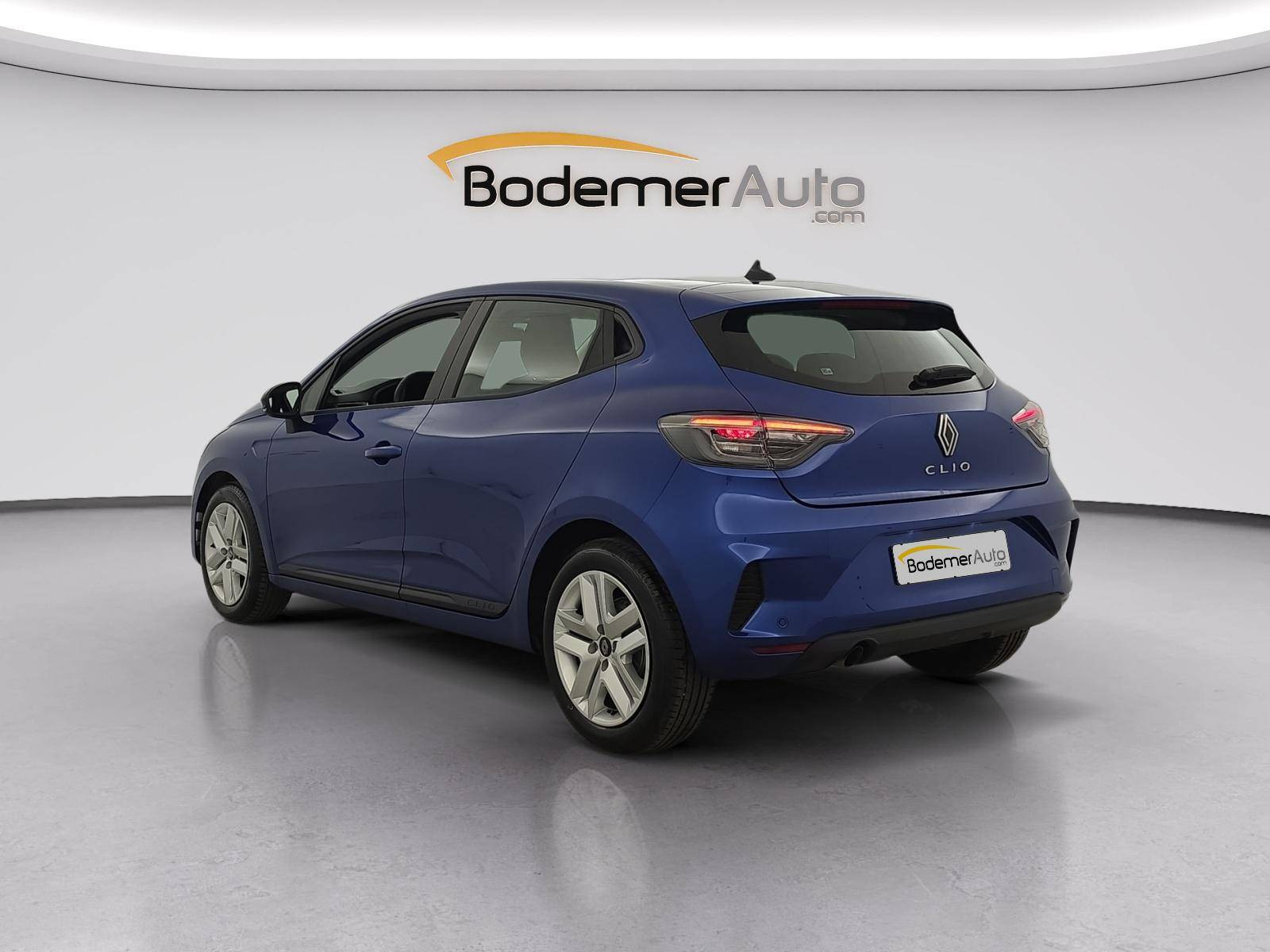 Vente en ligne Renault Clio 5 Clio Blue dCi 100 ch GSR2 au prix de 18 490 €