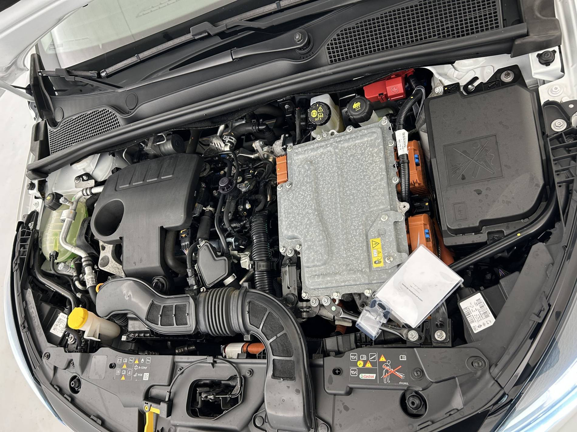 Vente en ligne Renault Clio 5 Clio E-Tech 140 au prix de 13 990 €
