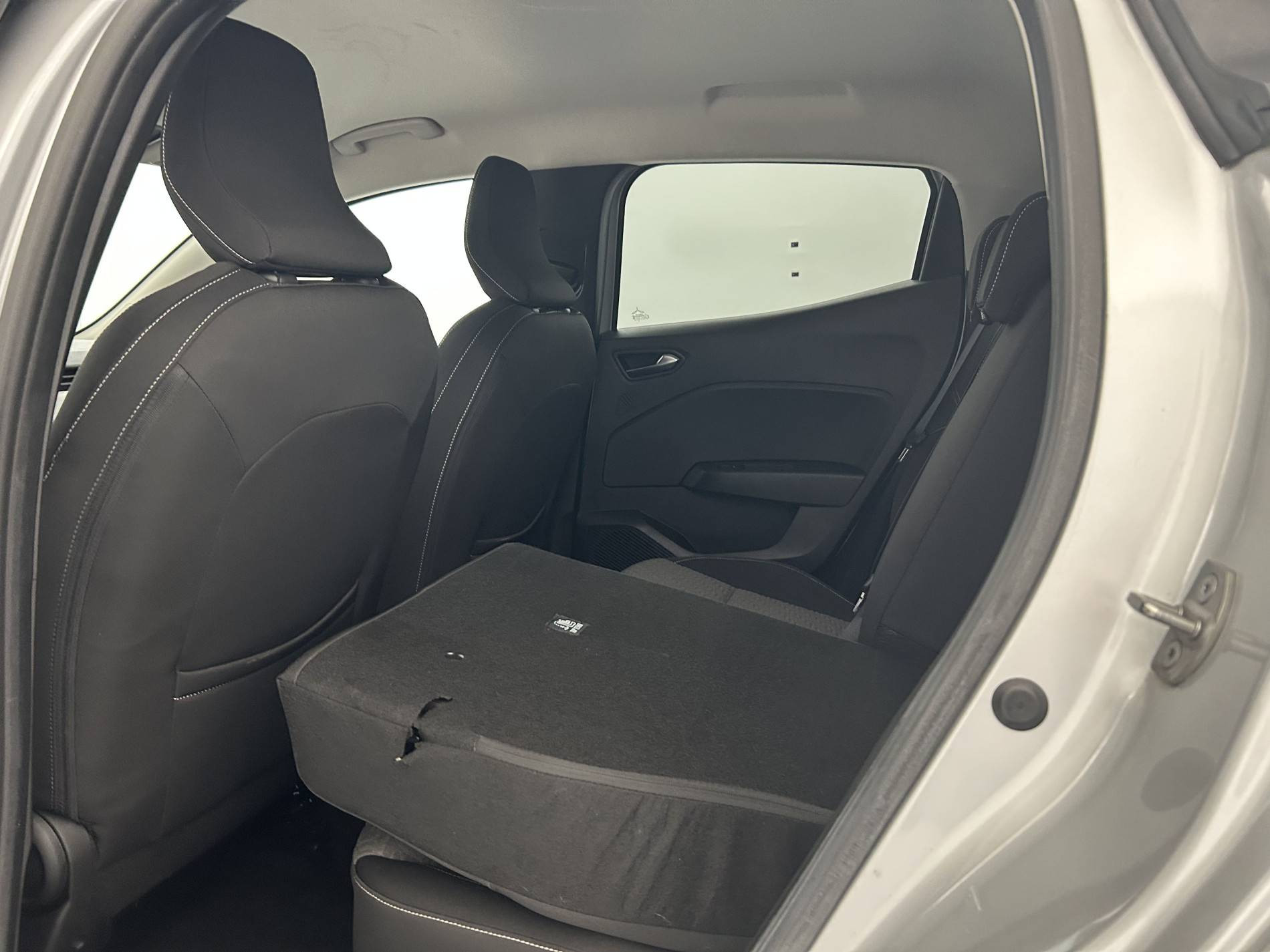 Vente en ligne Renault Clio 5 Clio TCe 90 au prix de 14 890 €
