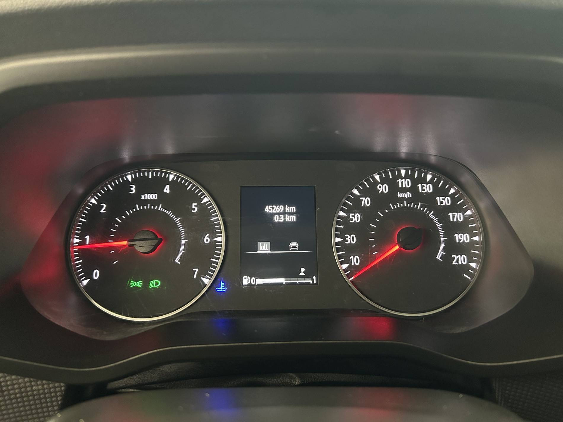 Vente en ligne Renault Trafic 3 Fourgon TRAFIC FGN L2H1 3000 KG BLUE DCI 130 au prix de 23 500 €
