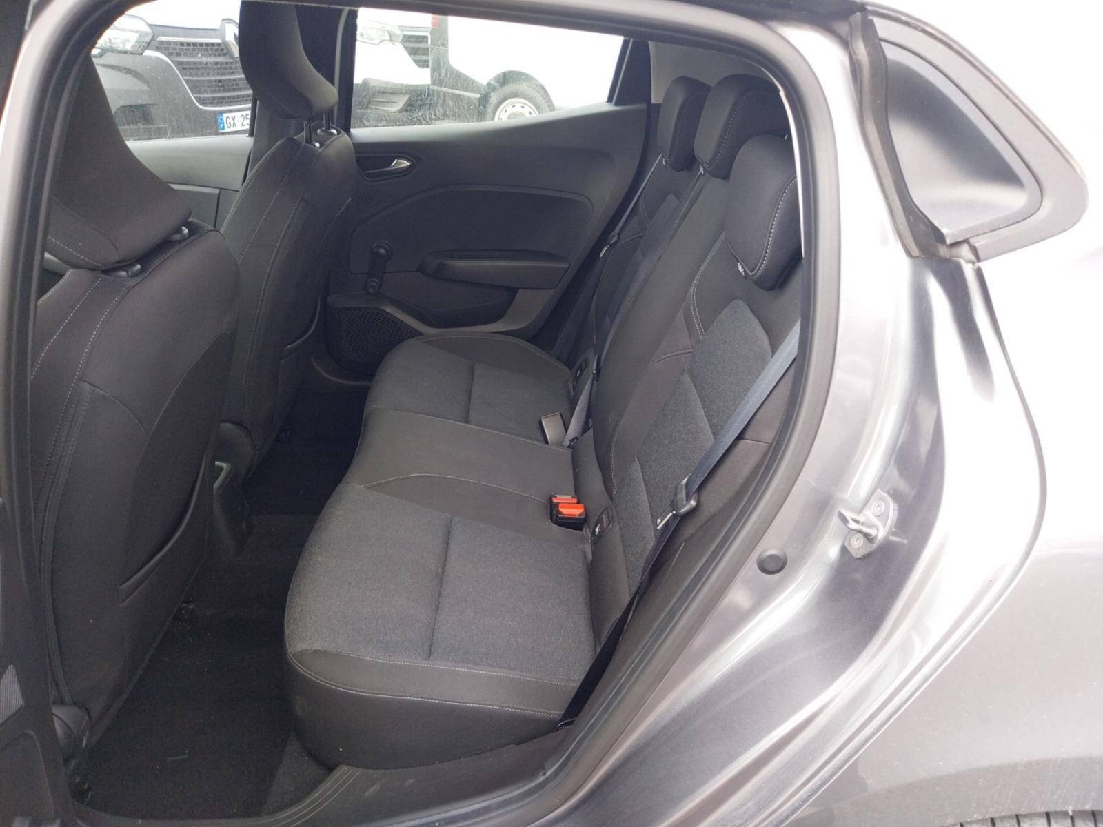 Vente en ligne Renault Clio 5 Clio TCe 90 au prix de 14 290 €