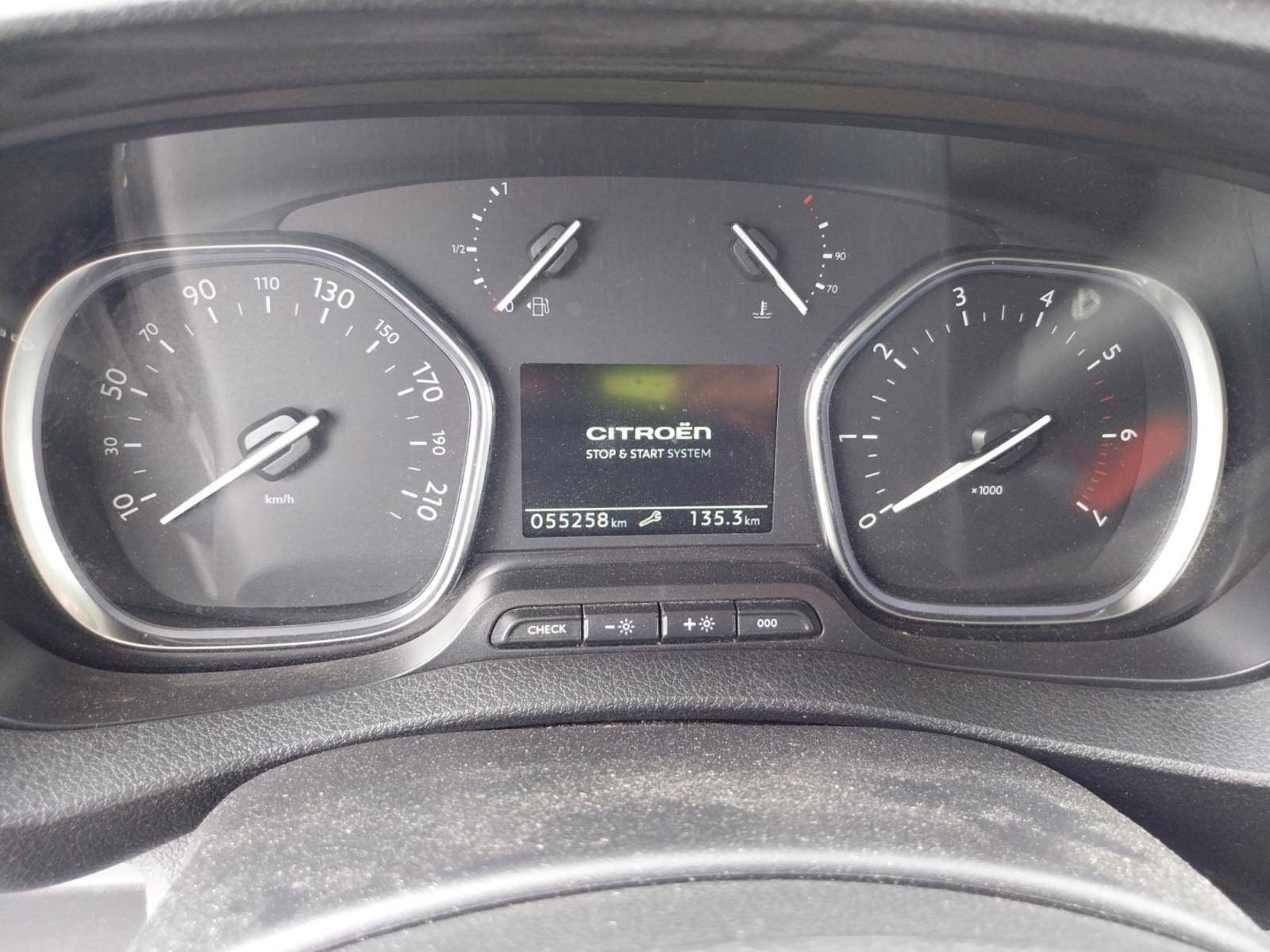 Vente en ligne Citroën Jumpy Combi Jumpy XS BlueHDi 120 S&S BVM6 au prix de 22 890 €