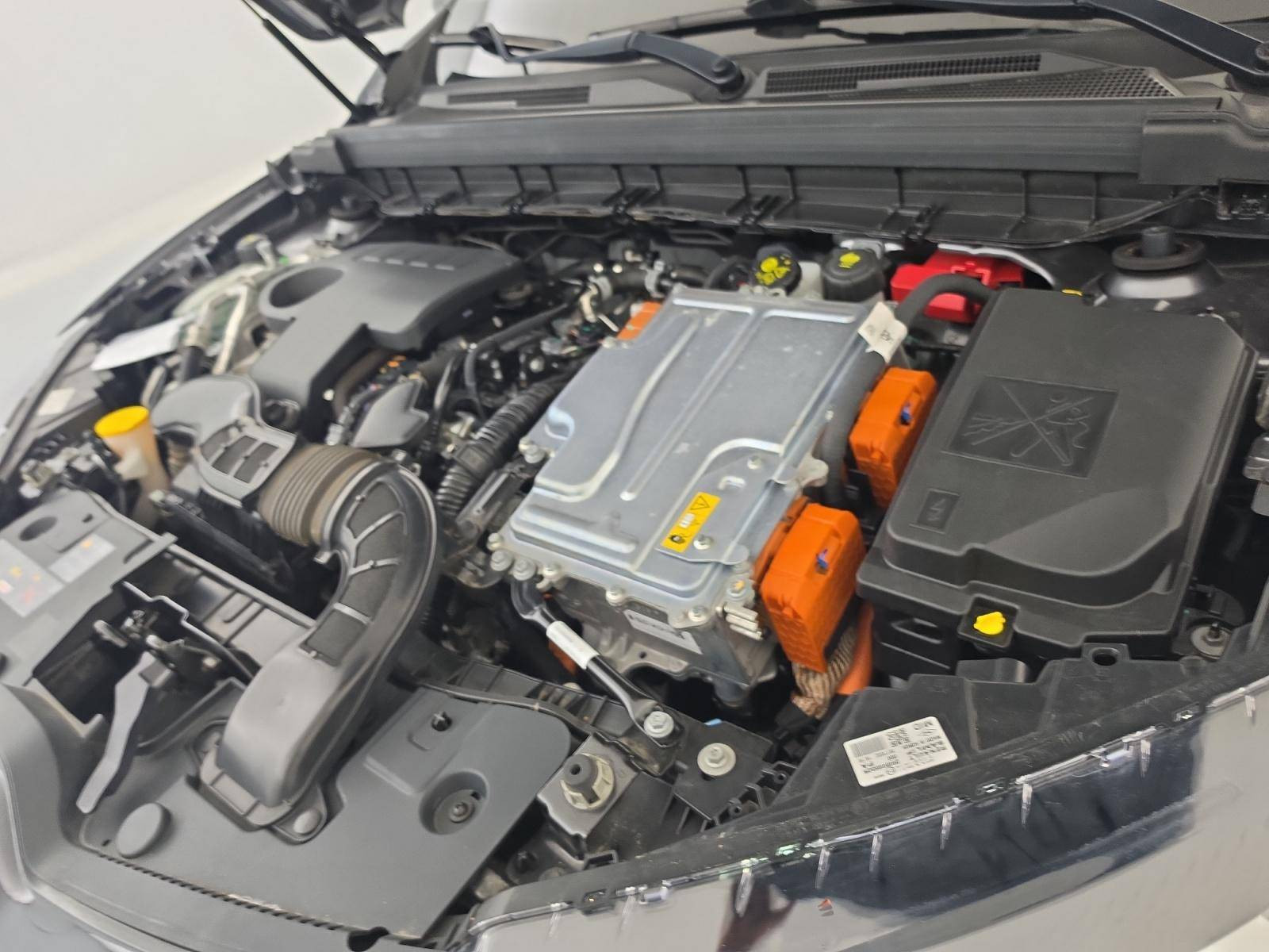 Vente en ligne Renault Arkana  E-Tech hybride 145 - 22 au prix de 21 900 €