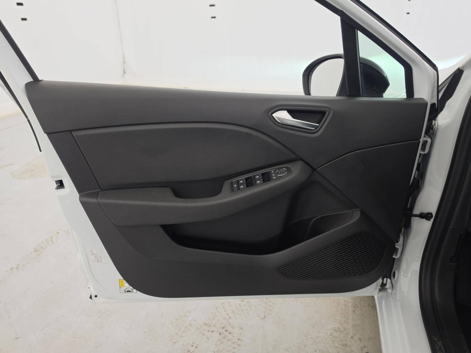 Vente en ligne Renault Clio 5 Clio SCe 65 au prix de 12 790 €