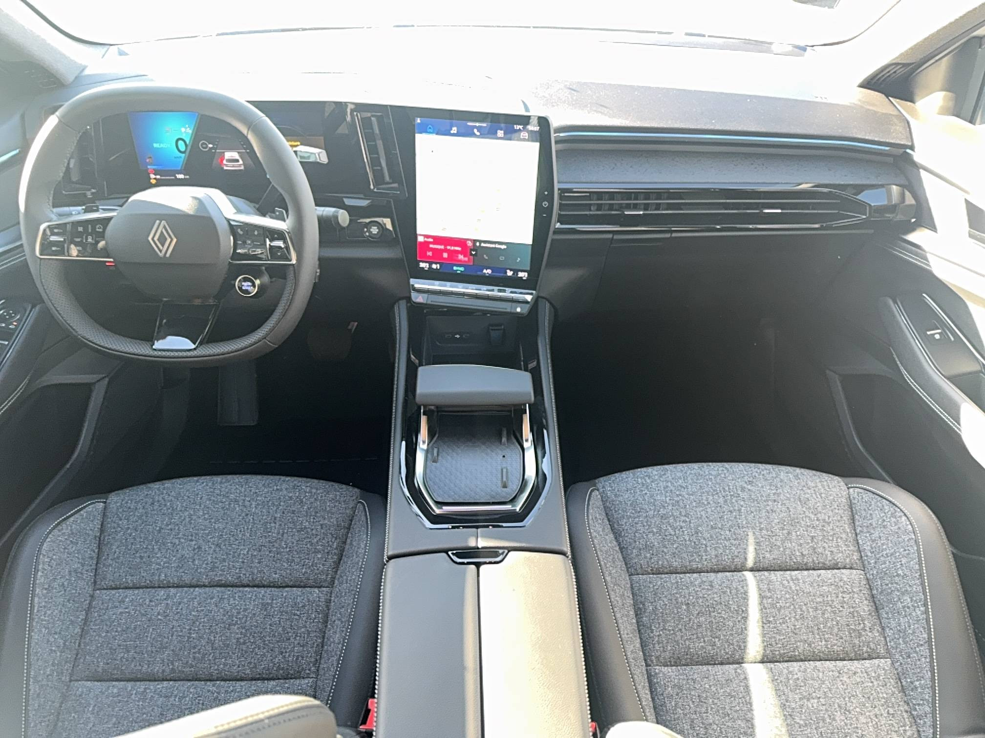 Vente en ligne Renault Rafale  E-Tech full hybrid 200ch au prix de 41 690 €