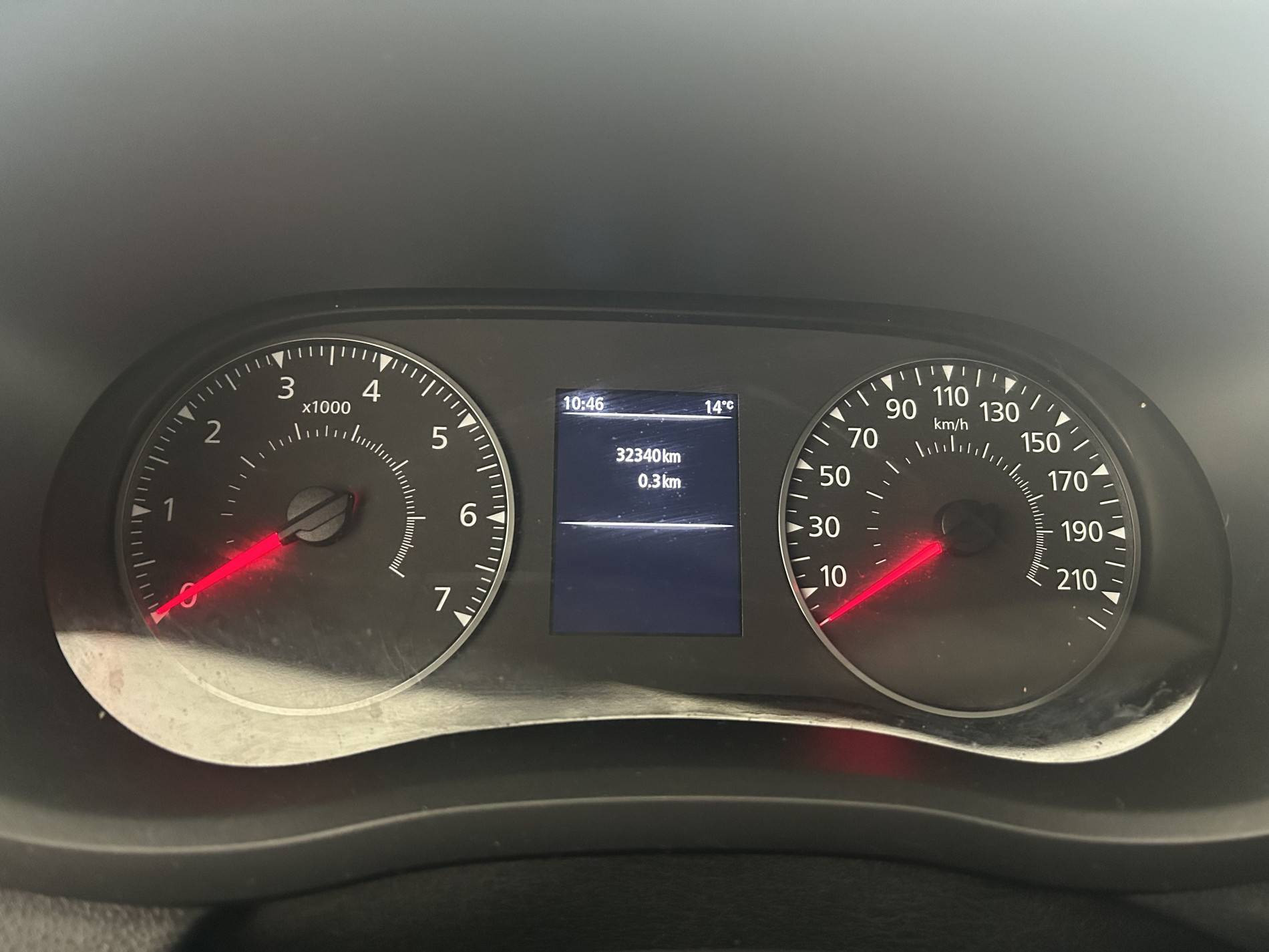 Vente en ligne Renault Master Fourgon MASTER FGN TRAC F3500 L2H2 BLUE DCI 135 au prix de 26 990 €