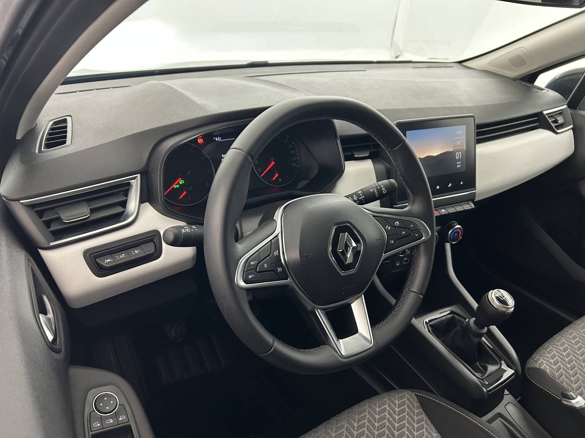 Vente en ligne Renault Clio 5 Clio TCe 90 au prix de 14 990 €