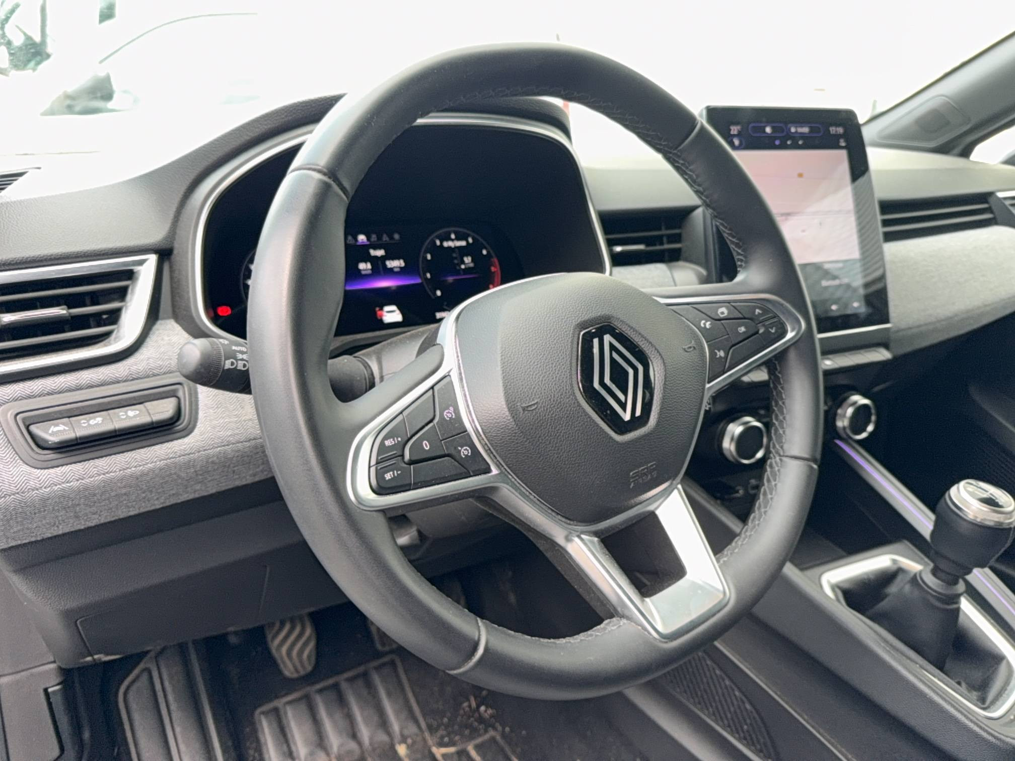 Vente en ligne Renault Clio 5 Clio TCe 90 au prix de 16 390 €