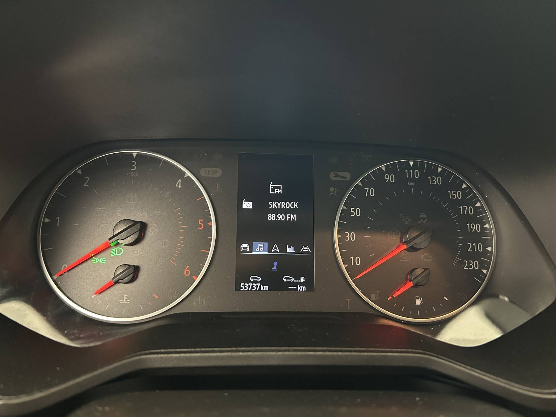 Vente en ligne Renault Clio 5 Clio Blue dCi 100 - 21N au prix de 14 590 €