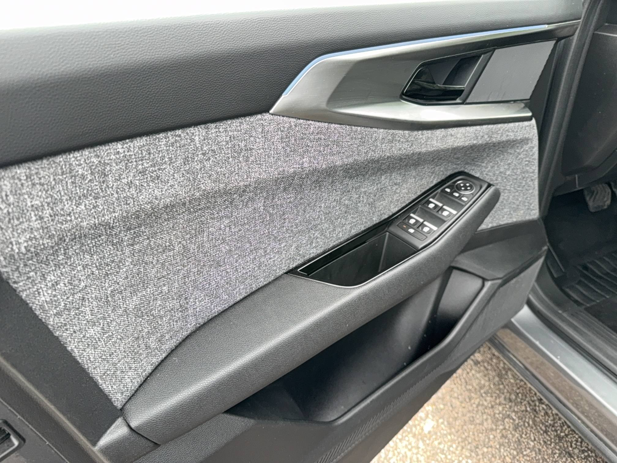 Vente en ligne Renault Espace Espace E-Tech full hybrid 200 GSR2 au prix de 28 490 €