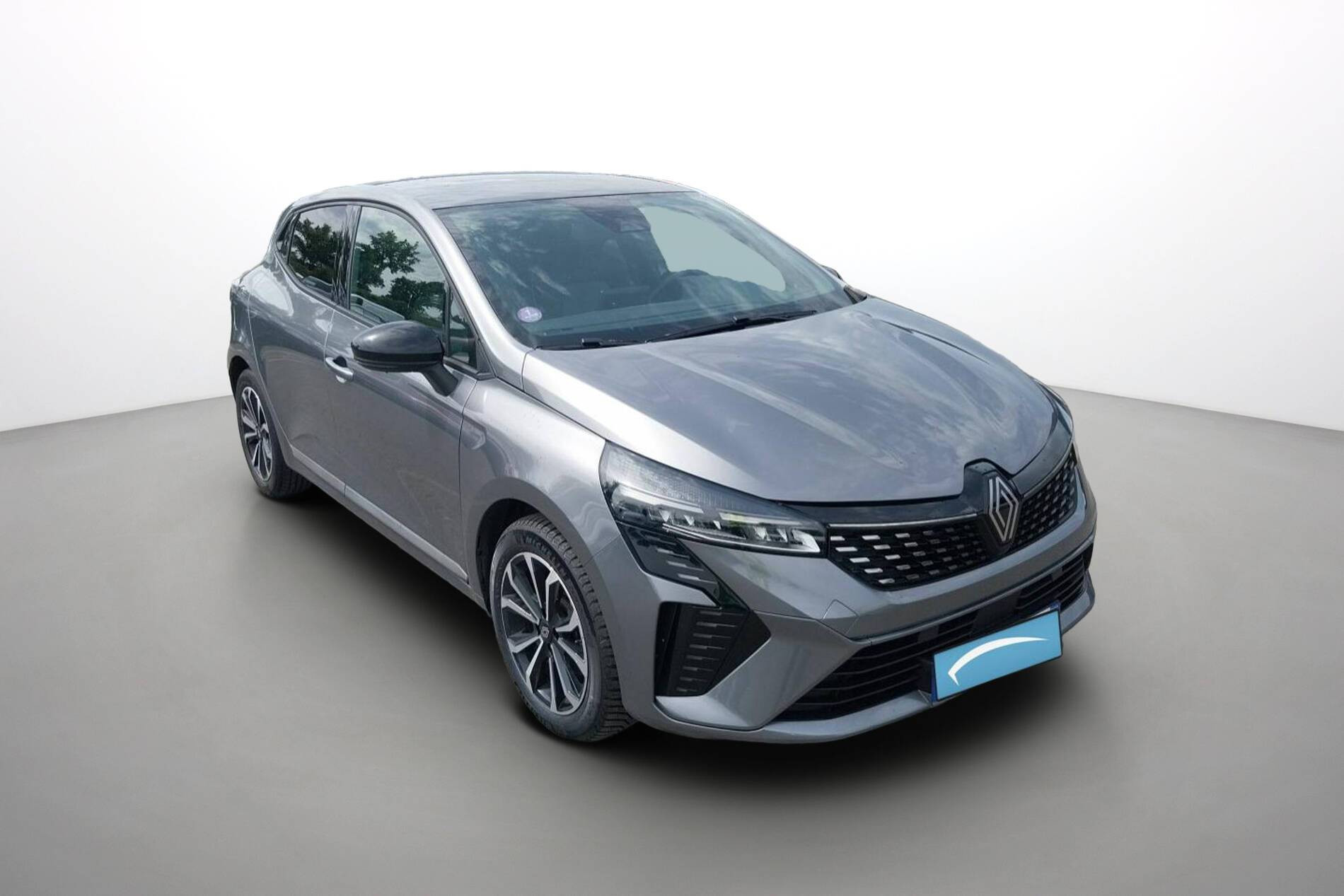 Vente en ligne Renault Clio 5 Clio E-Tech full hybrid 145 au prix de 17 990 €