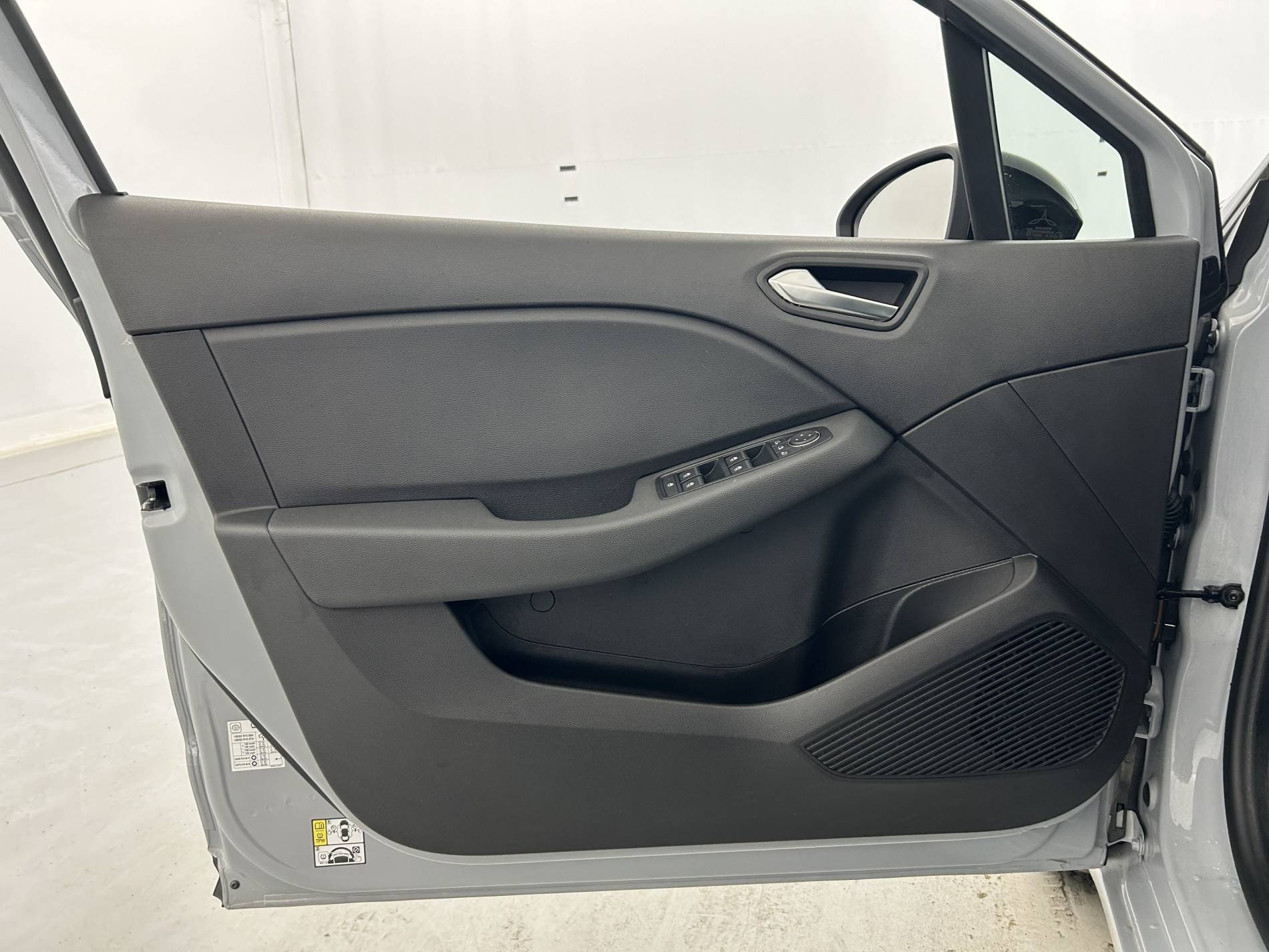 Vente en ligne Renault Clio 5 Clio TCe 90 au prix de 15 200 €