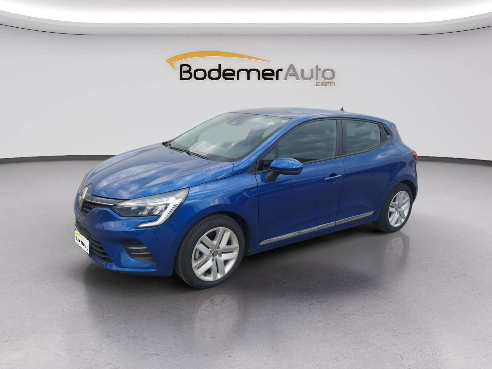 Renault Clio 5 Clio E-Tech 140 - 21N occasion de 2022 en vente à Concarneau