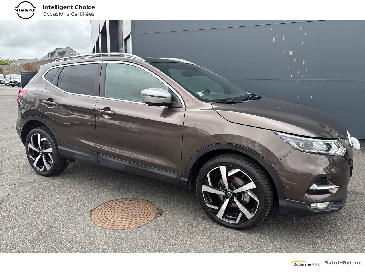 Vente en ligne Nissan Qashqai Qashqai 1.3 DIG-T 140 au prix de 16 990 €