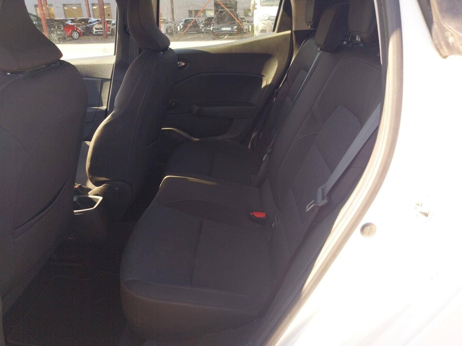 Vente en ligne Renault Clio 5 Clio TCe 90 au prix de 12 990 €