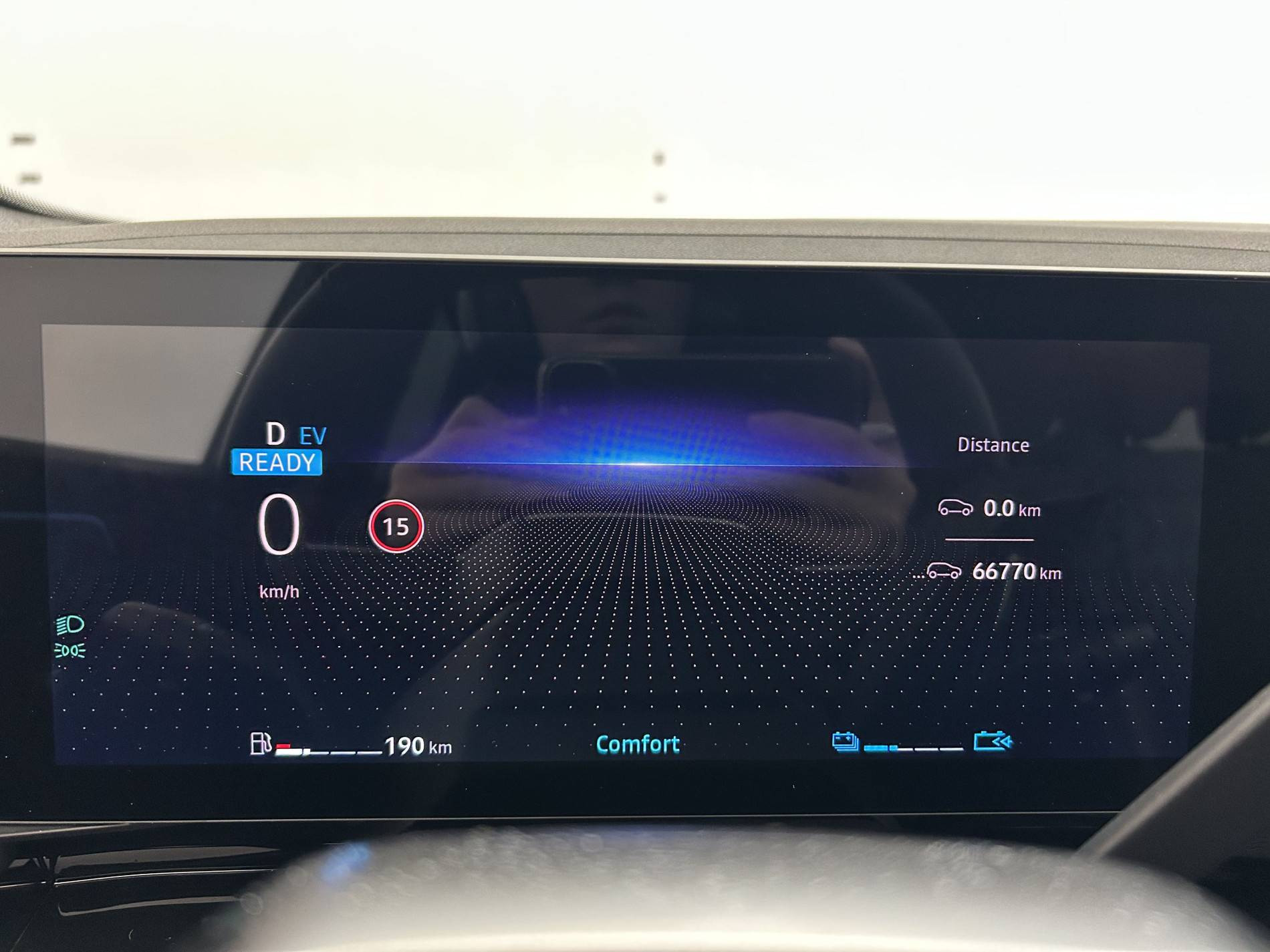 Vente en ligne Renault Austral  E-Tech hybrid 200 au prix de 25 890 €