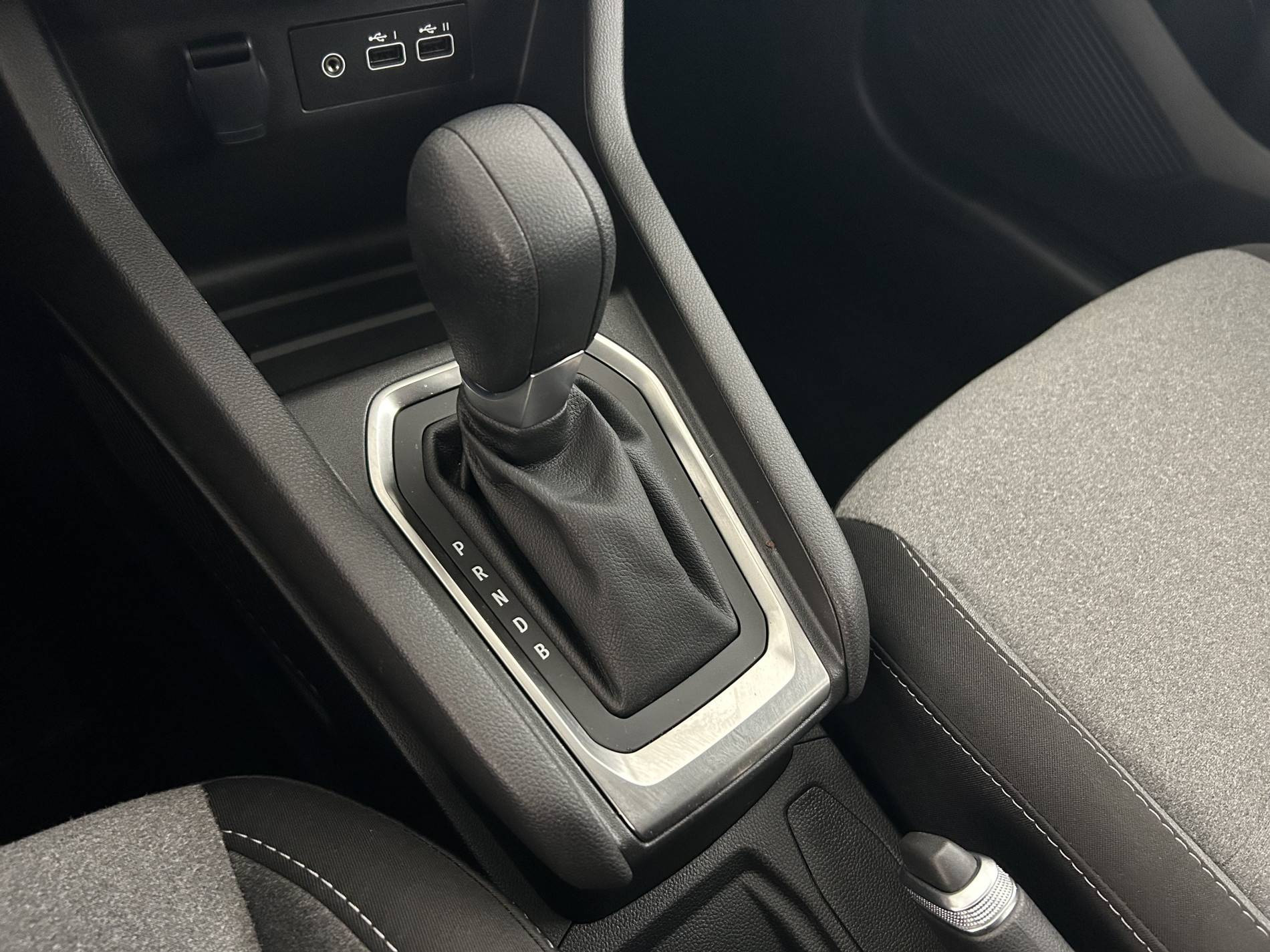 Vente en ligne Renault Clio 5 Clio E-Tech full hybrid 145 ch GSR2 au prix de 19 250 €