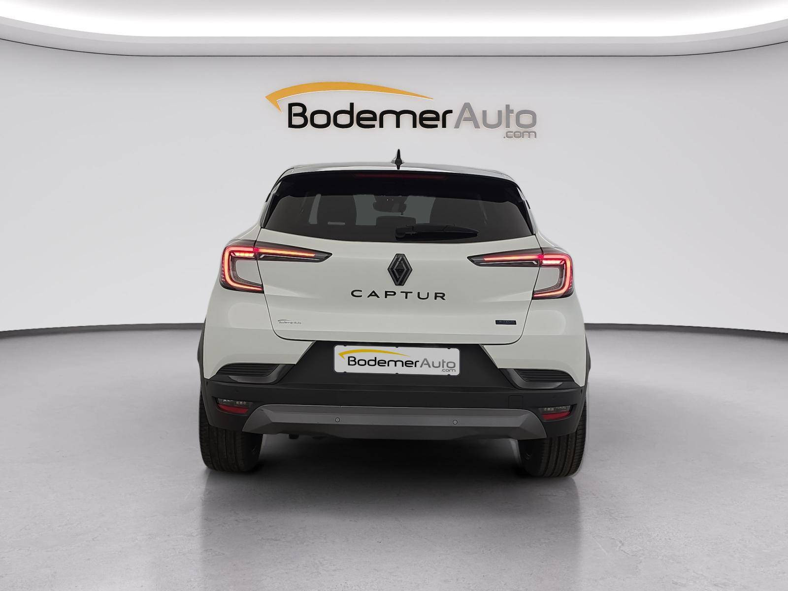 Vente en ligne Renault Captur  E-Tech full hybrid 145 ch au prix de 25 990 €