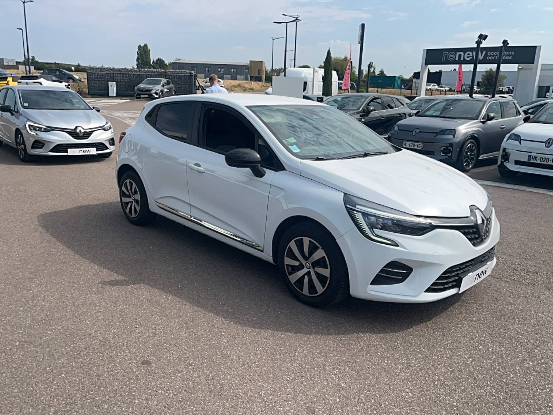 Vente en ligne Renault Clio 5 Clio SCe 65 au prix de 11 791 €