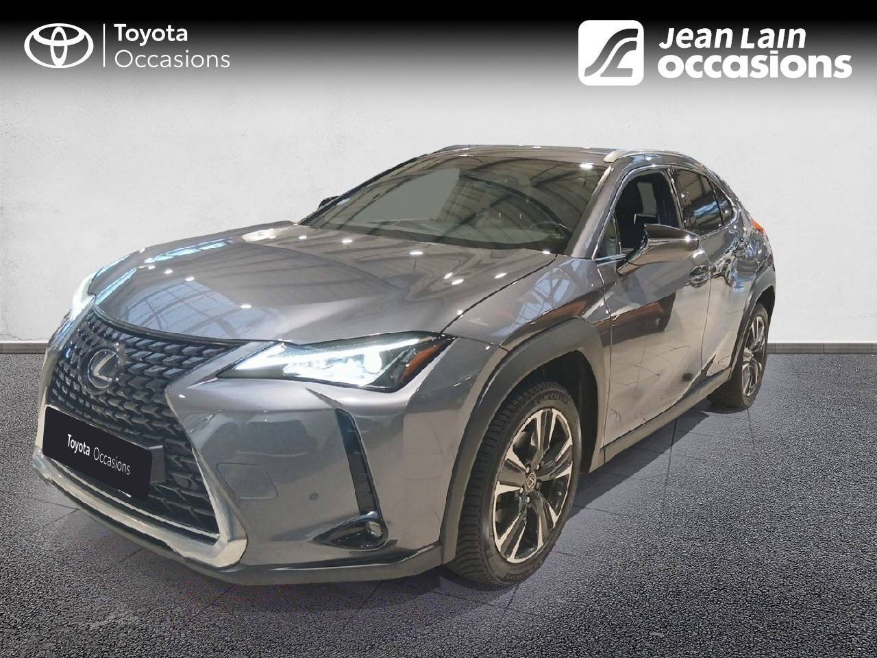 Vente en ligne LEXUS UX MY21 UX 250h 2WD Premium Edition de 2022 au prix de 24 790 €