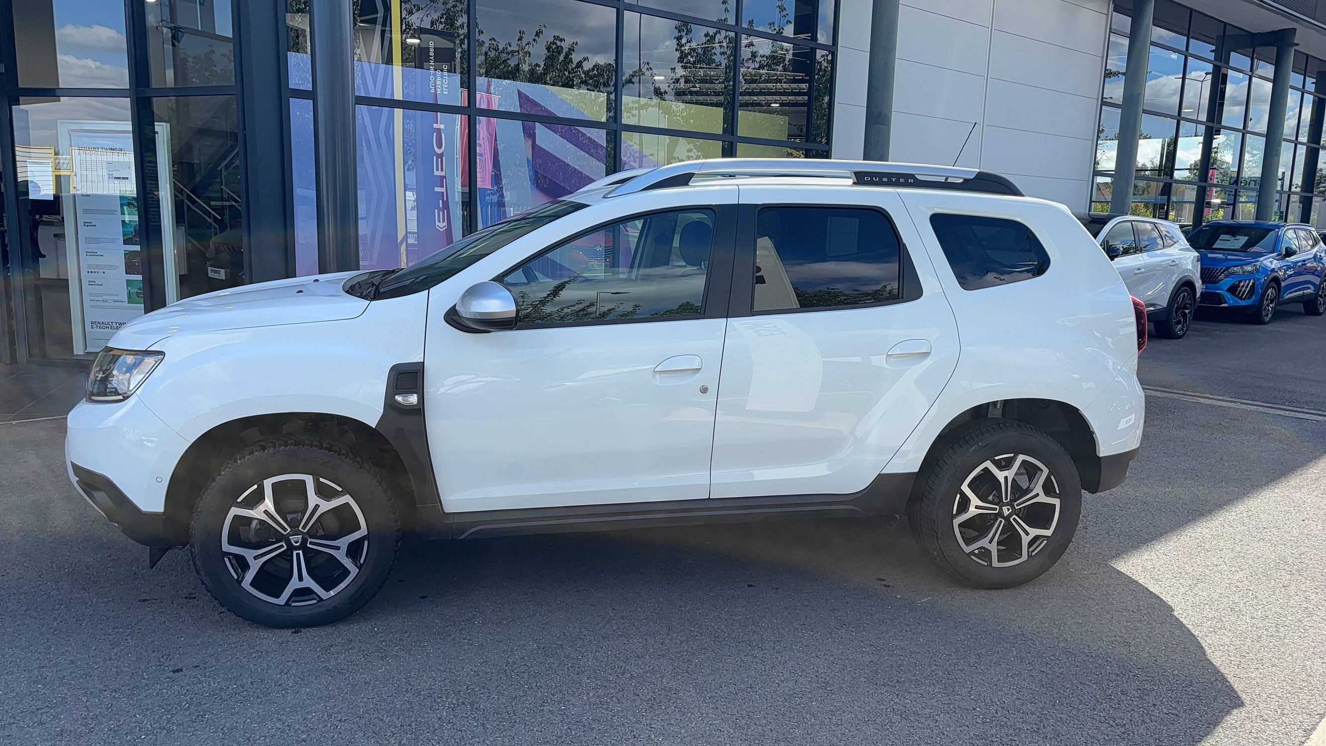 Vente en ligne Dacia Duster  Blue dCi 115 4x2 au prix de 17 490 €