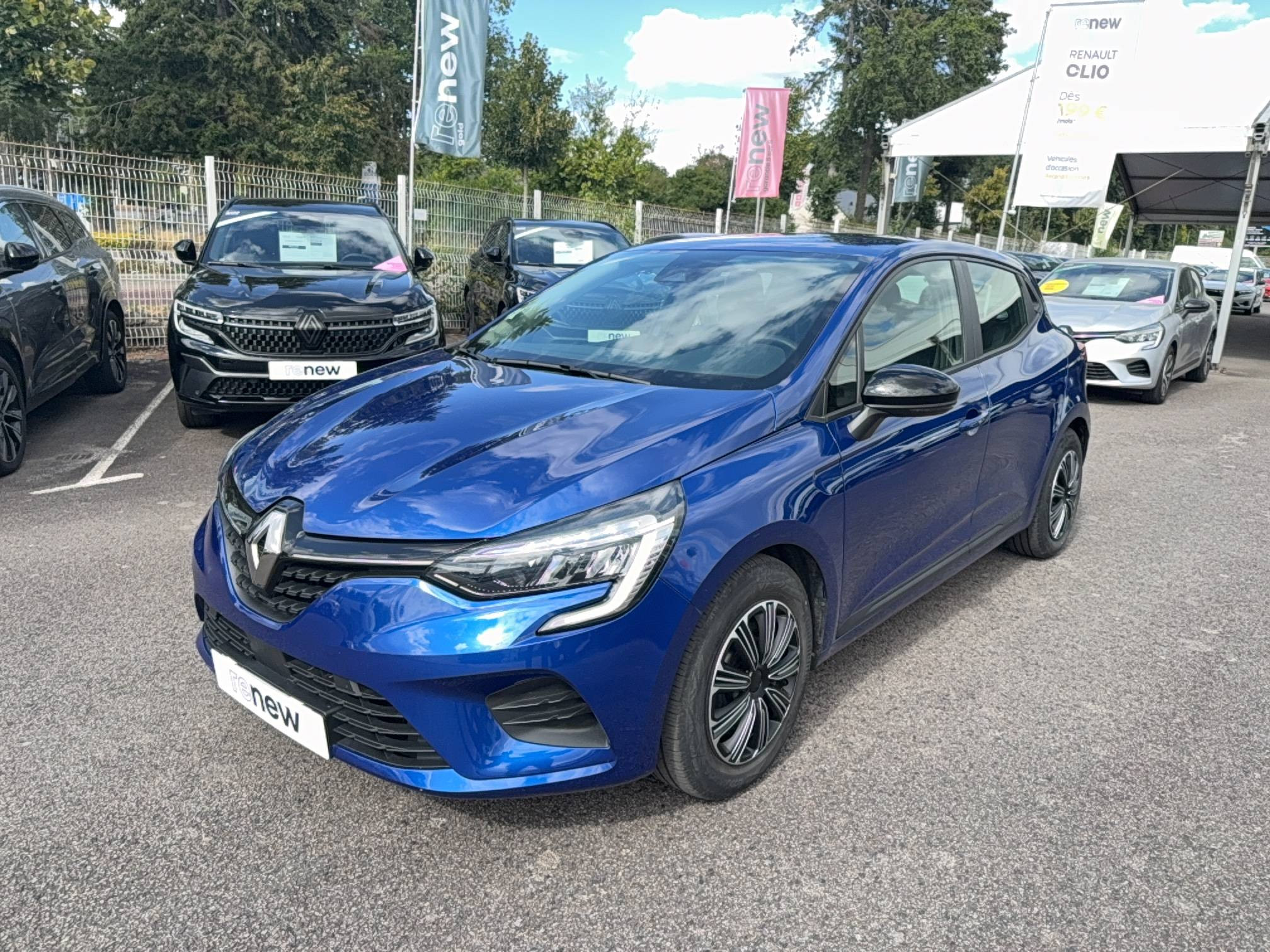 Renault Clio 5 Clio E-Tech full hybrid 145 occasion de 2023 en vente à Ploërmel
