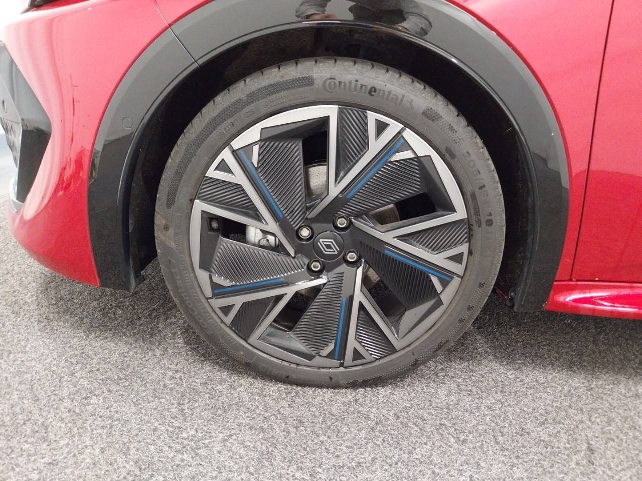 Vente en ligne Renault Clio 6 Clio E-Tech full hybrid 160 ch au prix de 30 800 €