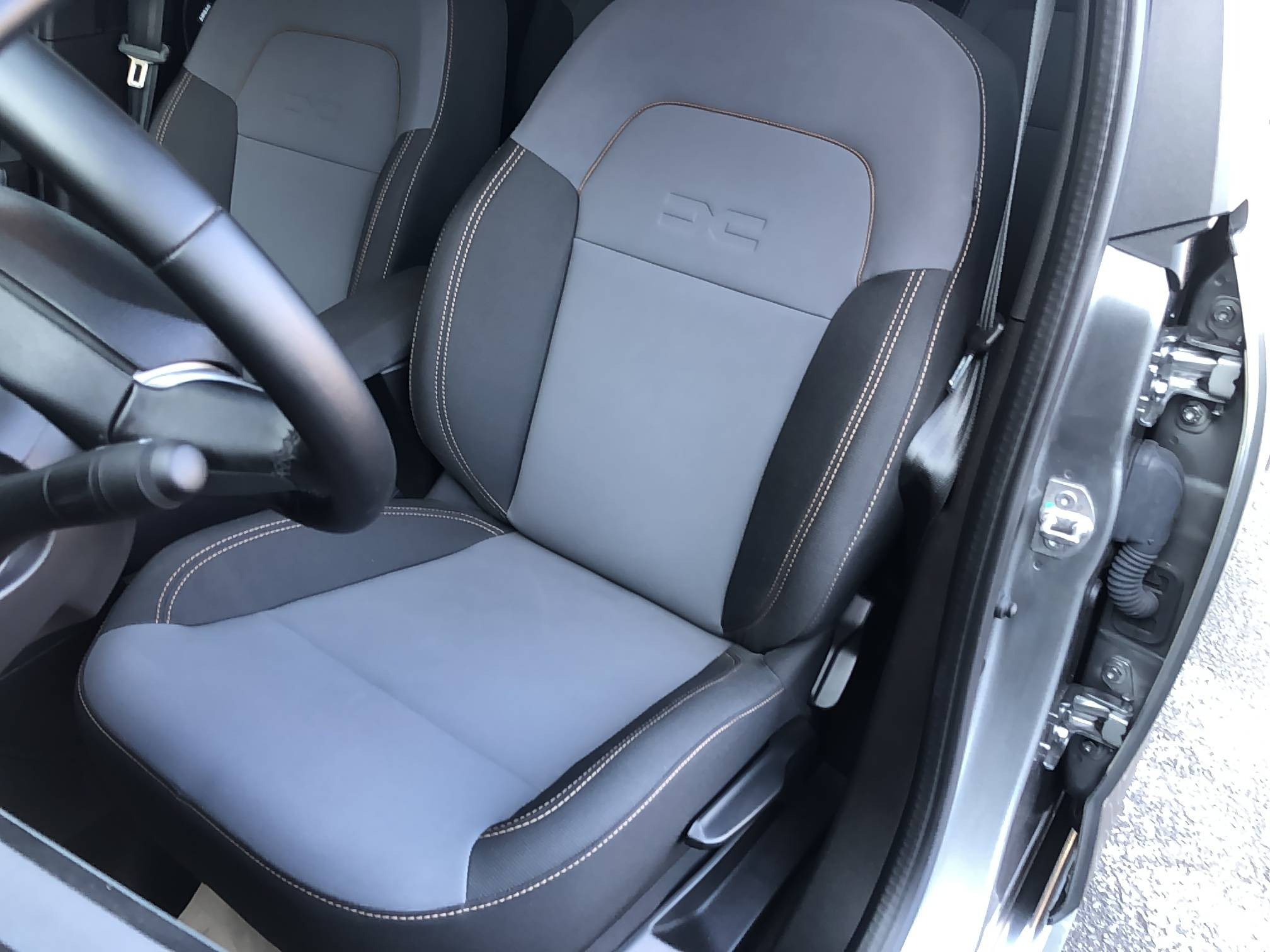 Vente en ligne Dacia Jogger  Hybrid 140 7 places GSR2 au prix de 25 890 €